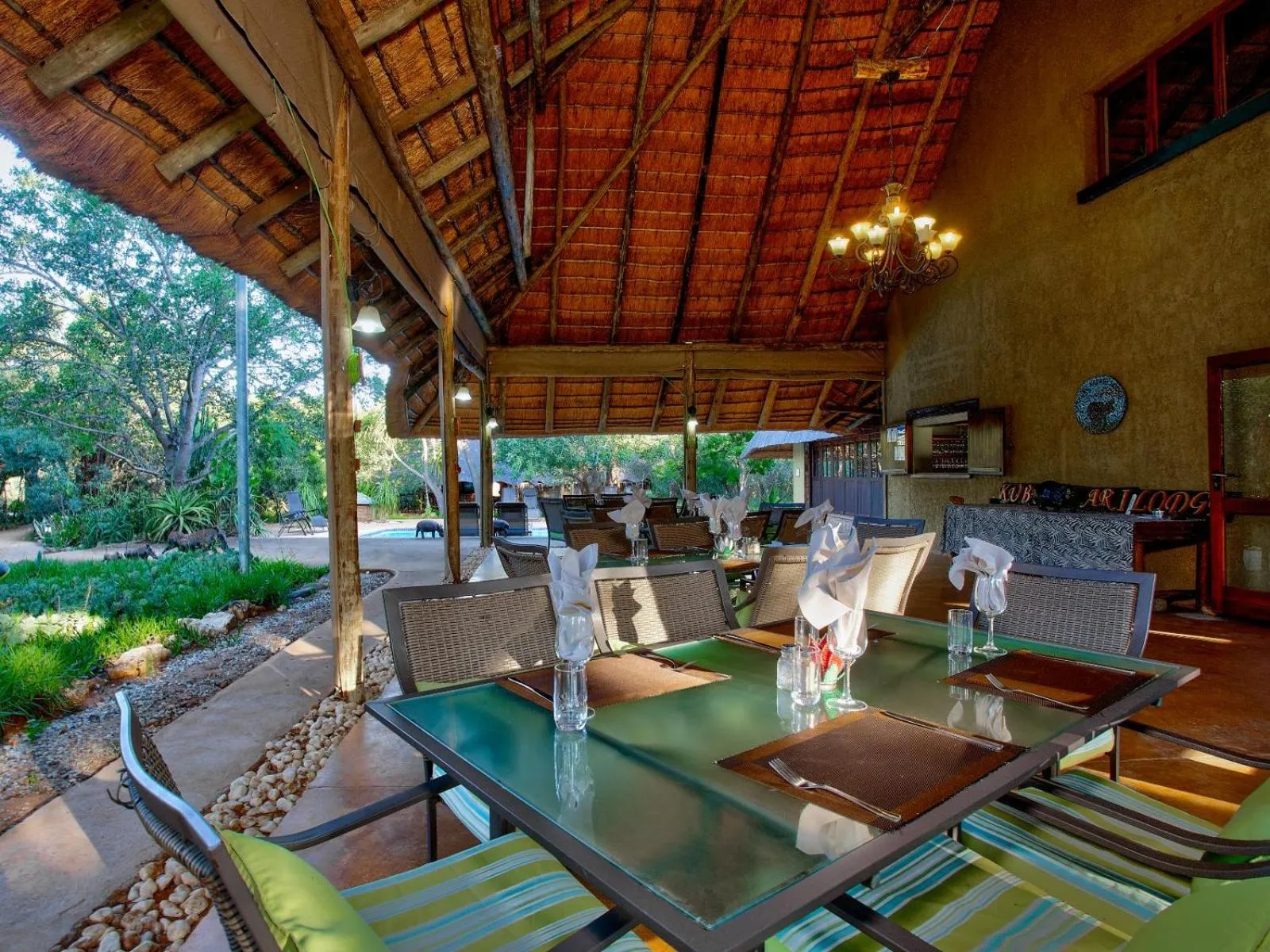 Dining area in Kubu Safari Lodge