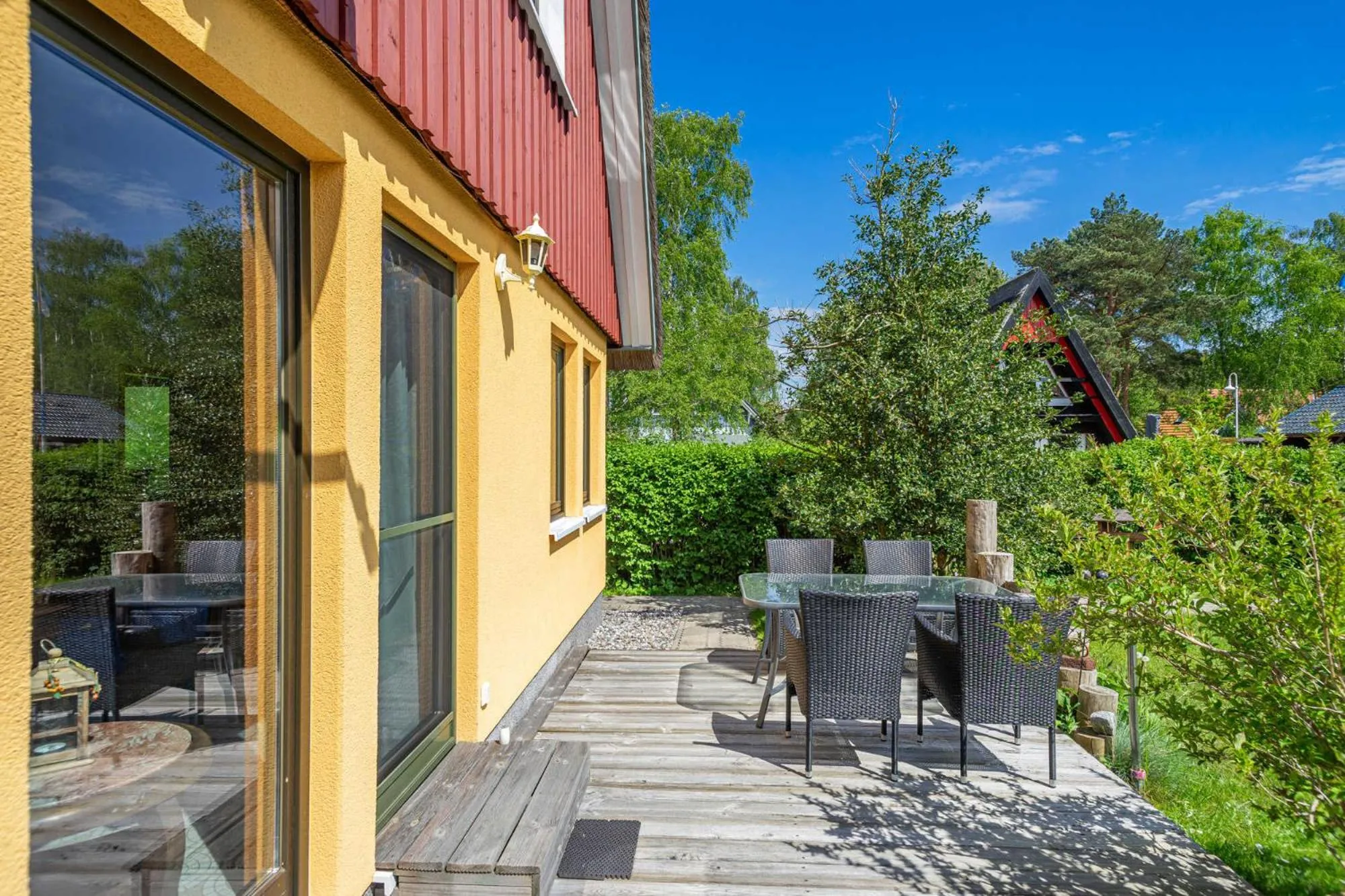 Property building in Ferienhaus "Halfdin- Halfmin"