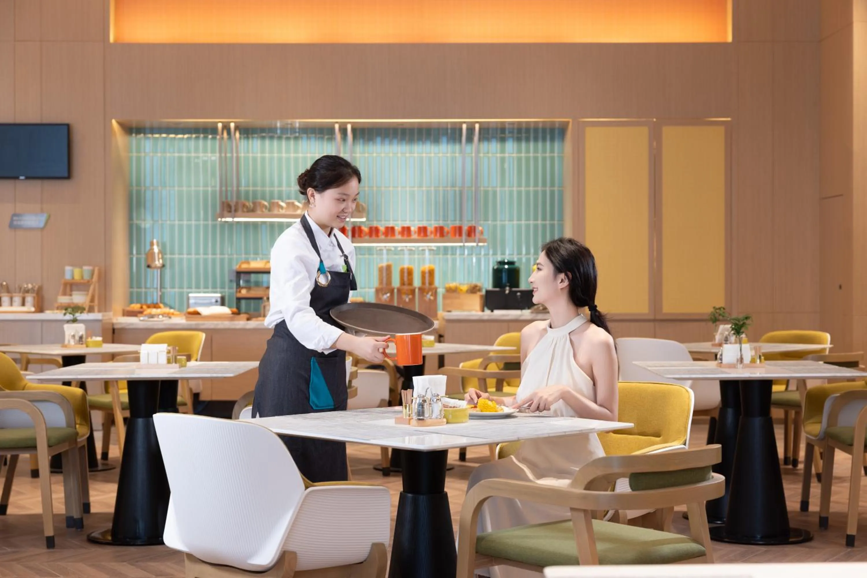 Restaurant/places to eat in Home2 Suites By Hilton Hotel Guangzhou Baiyun International Airport Branch - Free Shuttle Bus to Guangzhou Baiyun International Airport & Free Deliver Service to Canton Fair Complex During Canton Fair Period