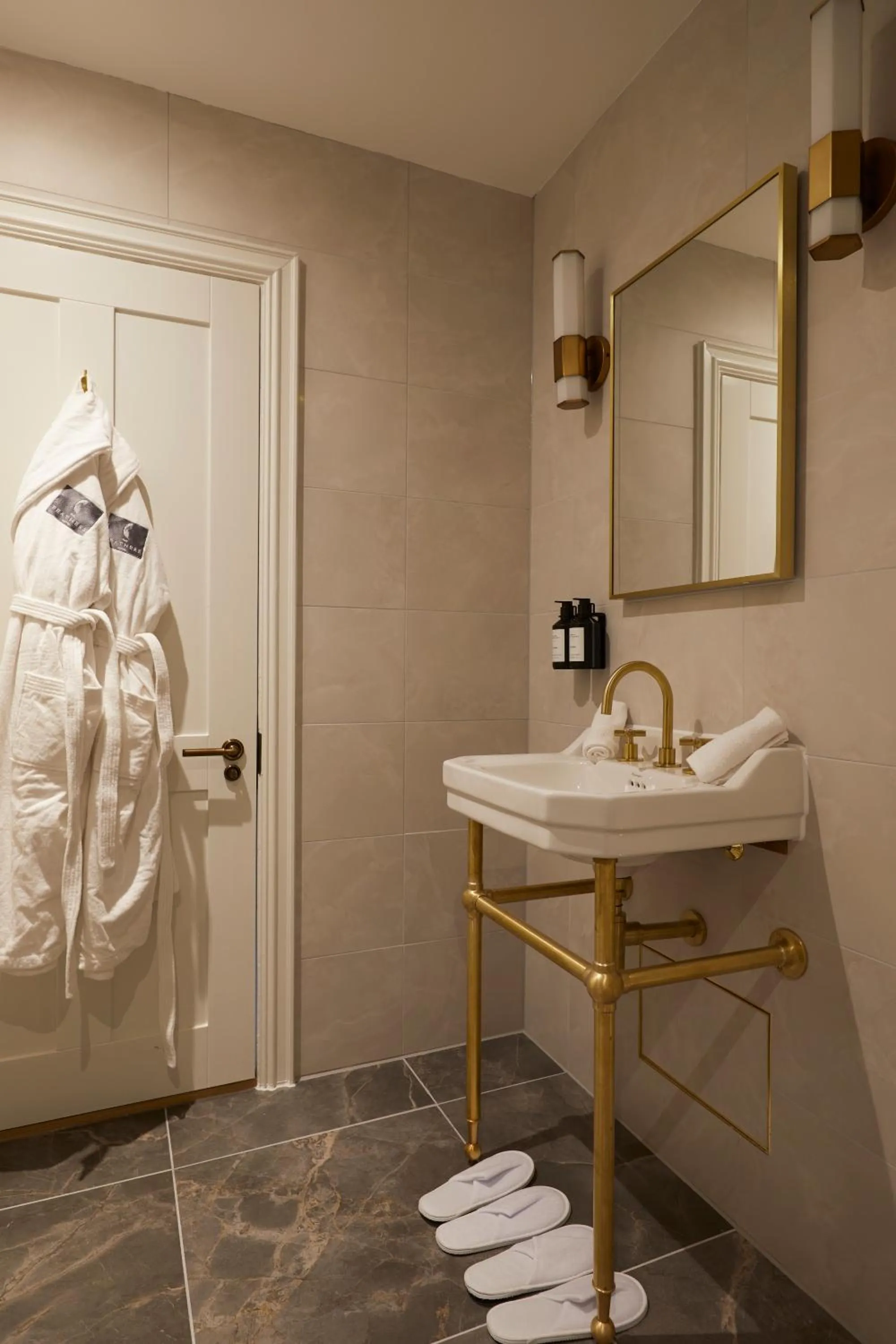 Bed in The Feathers Hotel