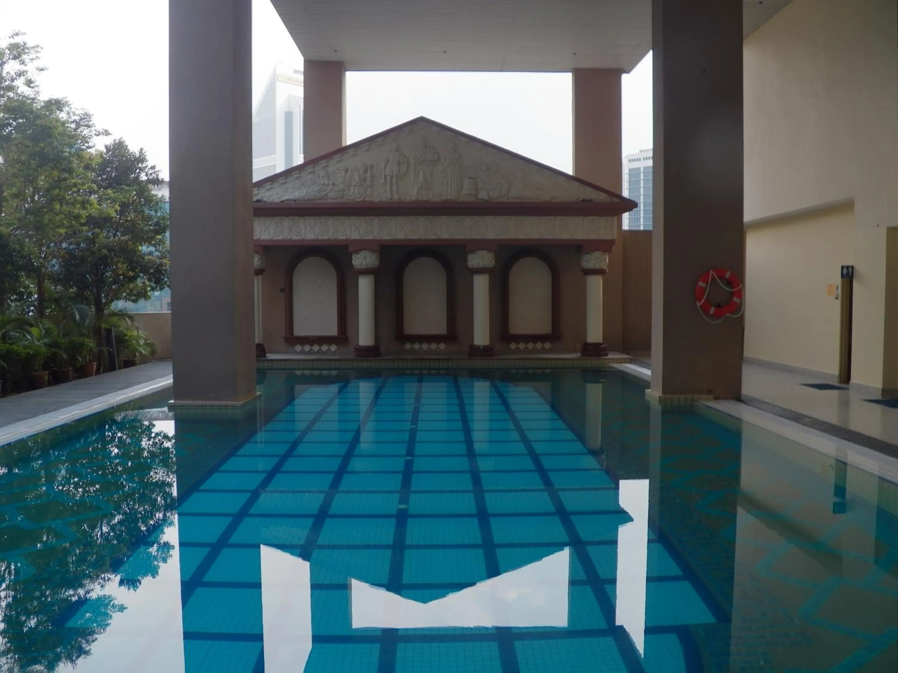 Swimming pool in Maytower Apartment