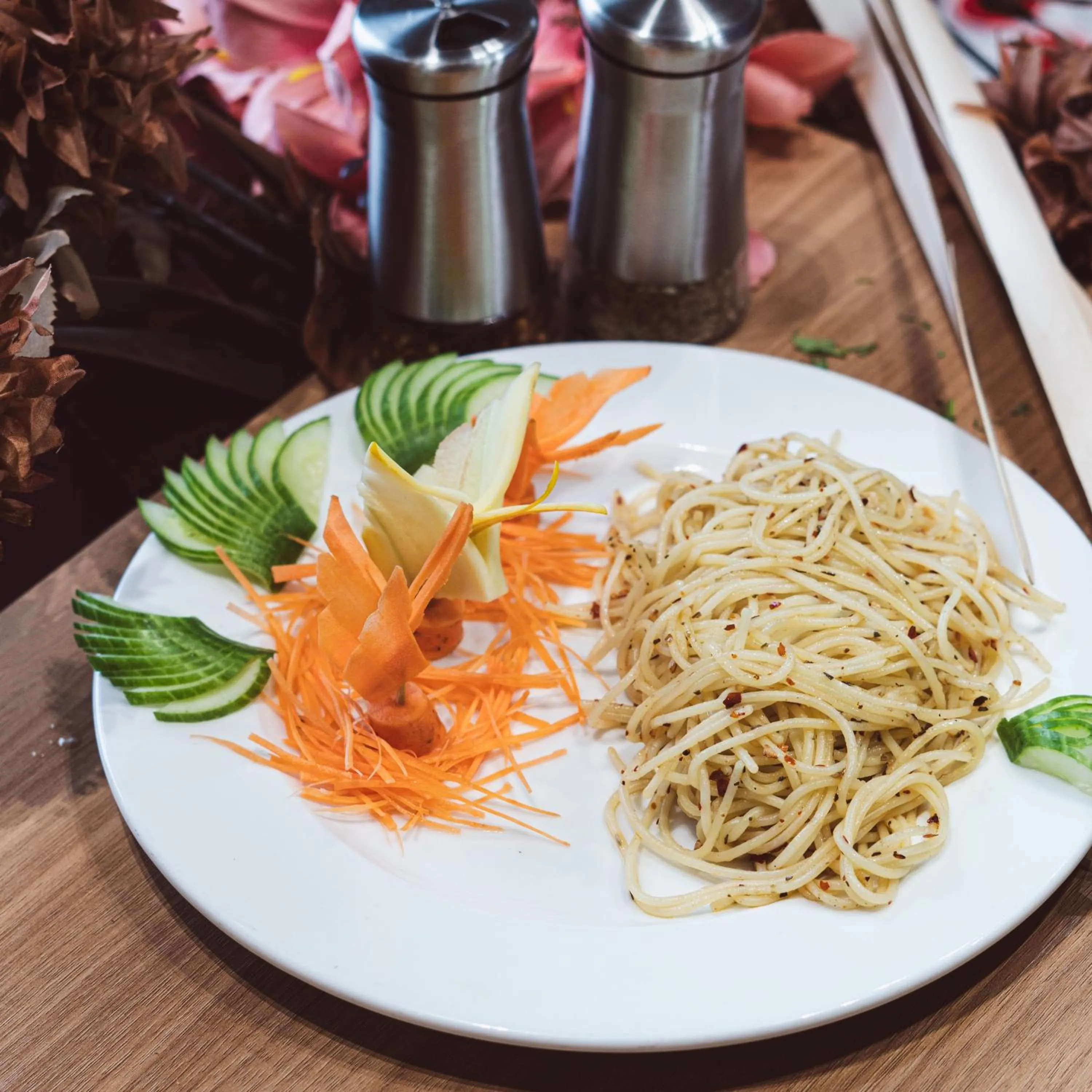 Food in Pride Elite Dwarka Near Dwarkadhish Temple