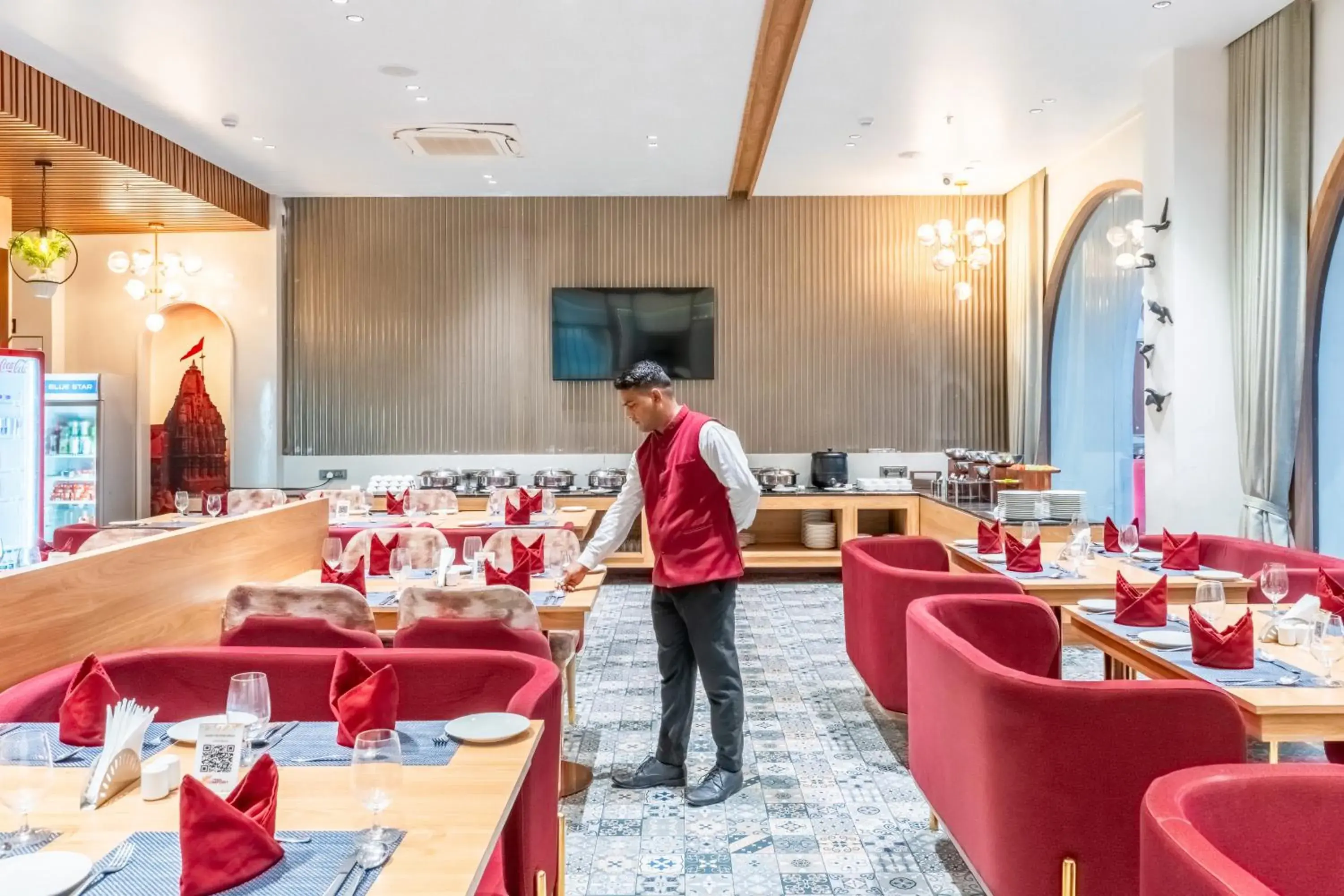 Restaurant/places to eat in Pride Elite Dwarka Near Dwarkadhish Temple Restaurant/places to eat in Pride Elite Dwarka Near Dwarkadhish Temple