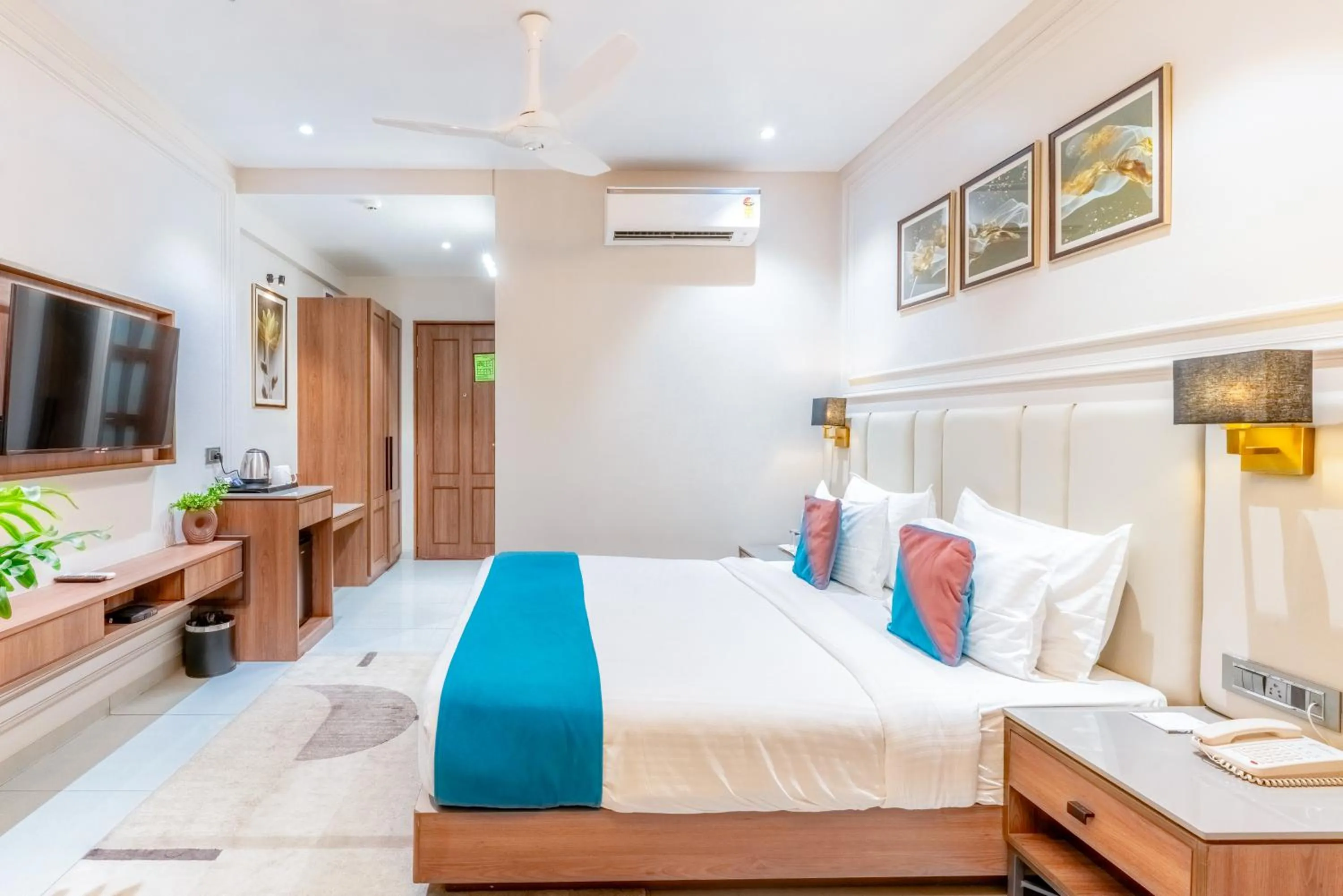 Bedroom, Bed in Pride Elite Dwarka Near Dwarkadhish Temple