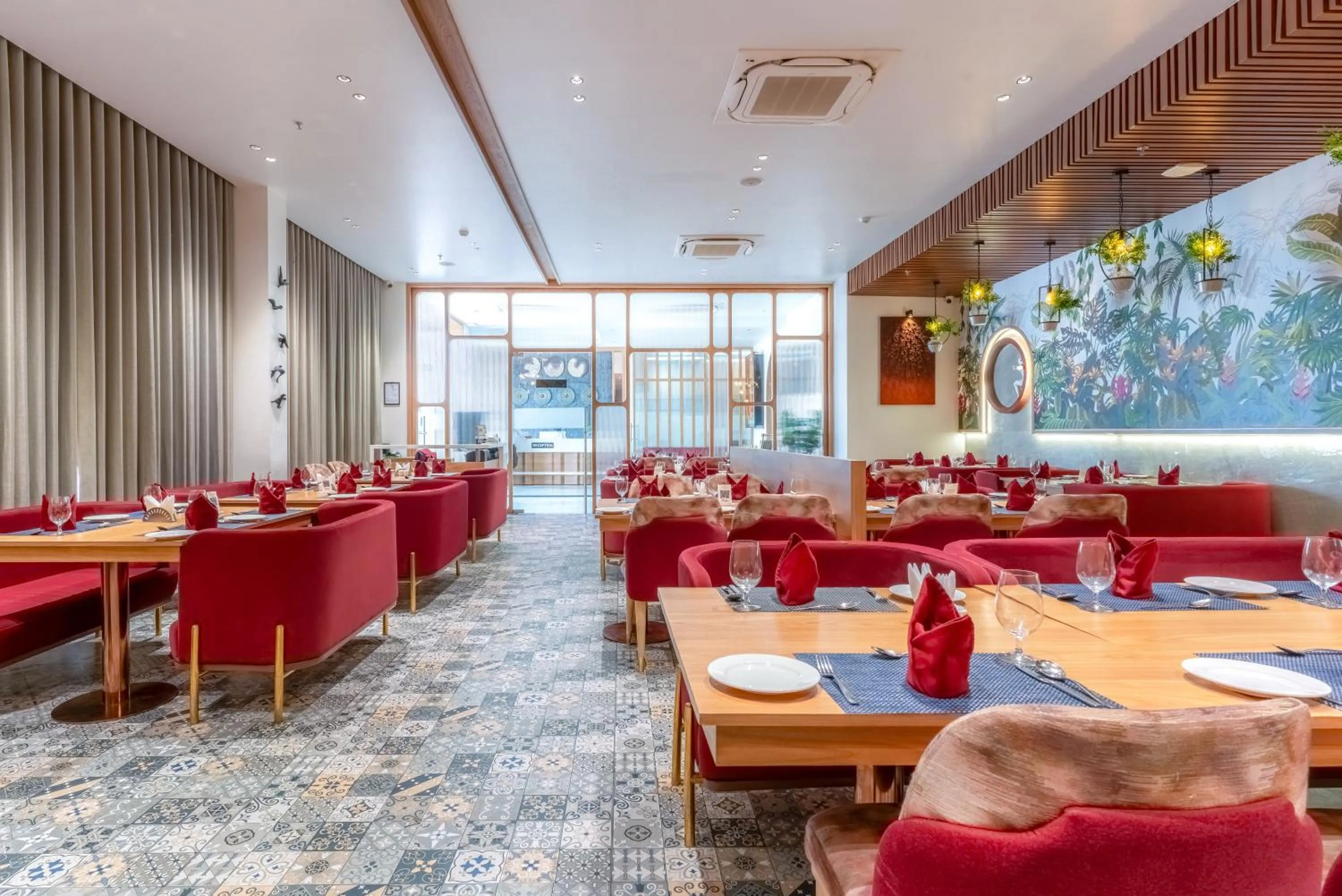 Restaurant/places to eat in Pride Elite Dwarka Near Dwarkadhish Temple