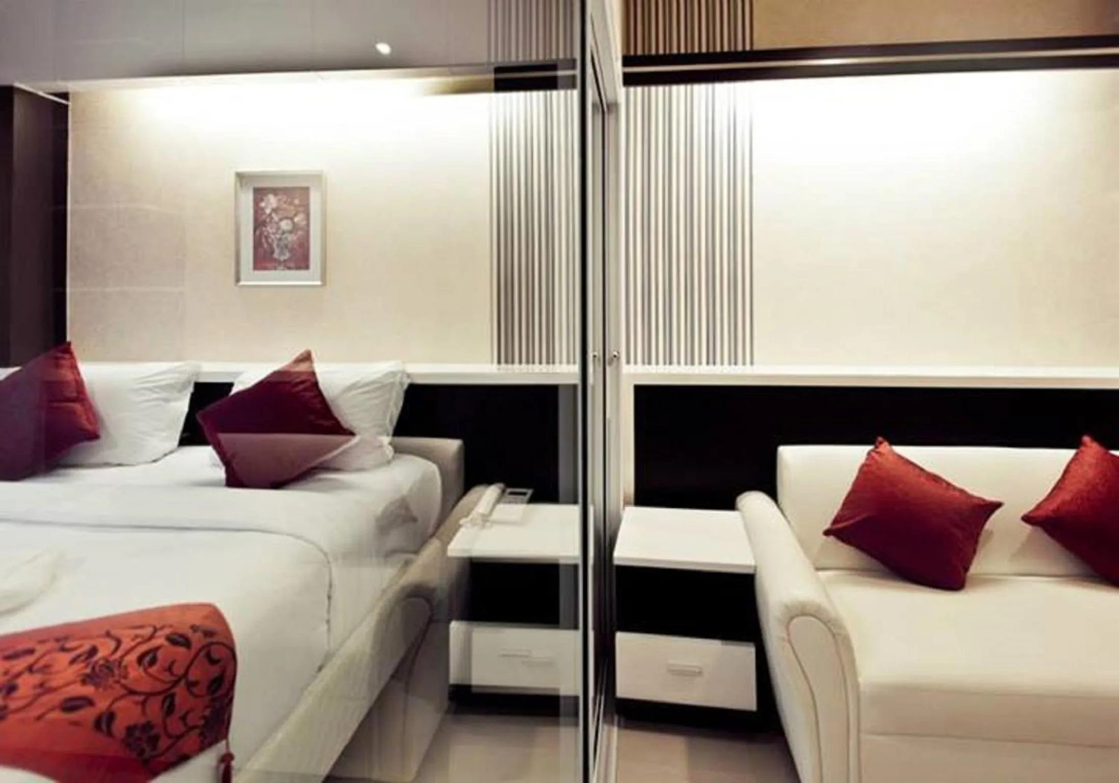 Photo of the whole room, Bed in Excella Hotel