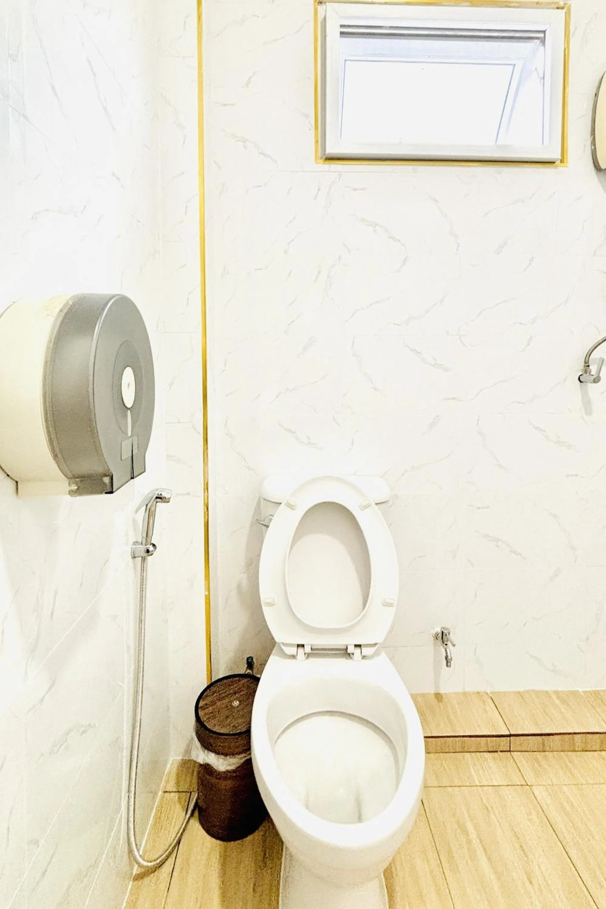 Bathroom in The Yak Cozy Chiang Mai