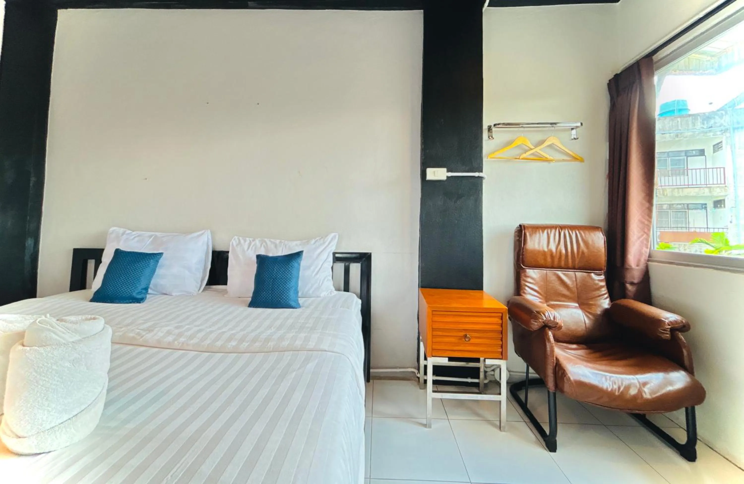 Bedroom, Bed in The Yak Cozy Chiang Mai