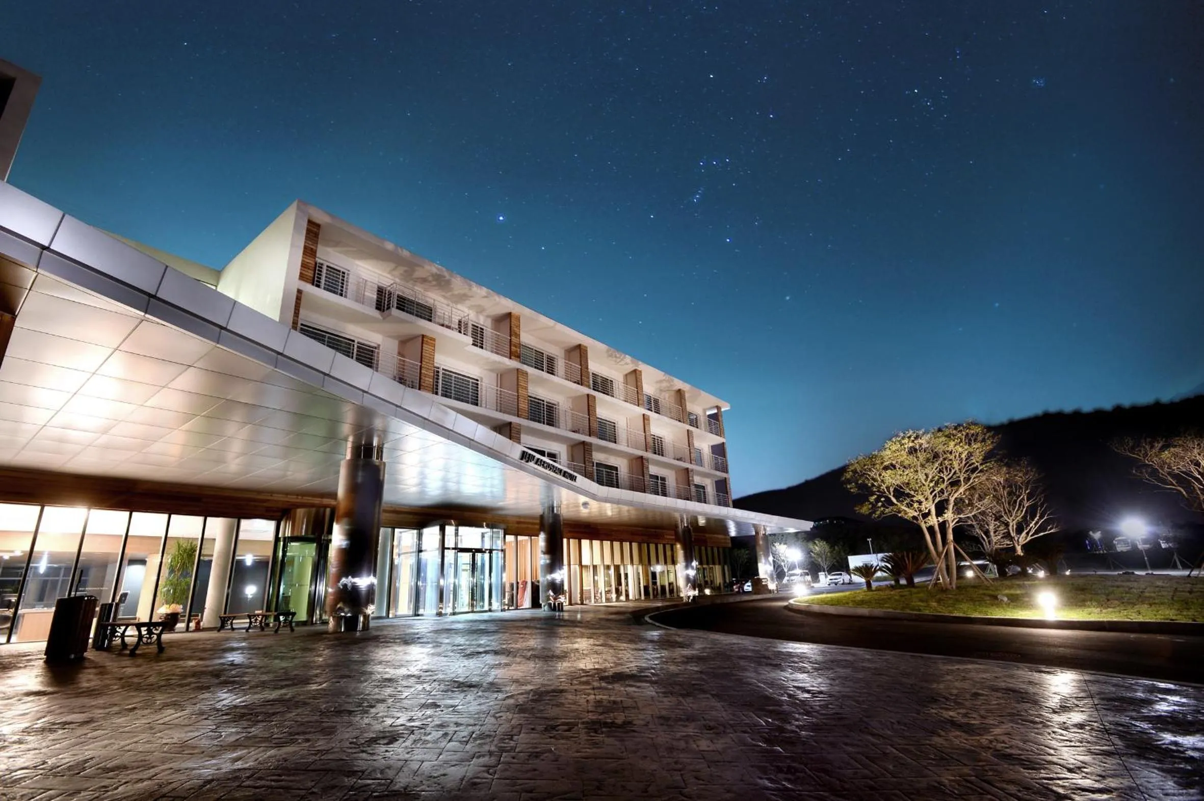 Property building in Jeju Aerospace Hotel