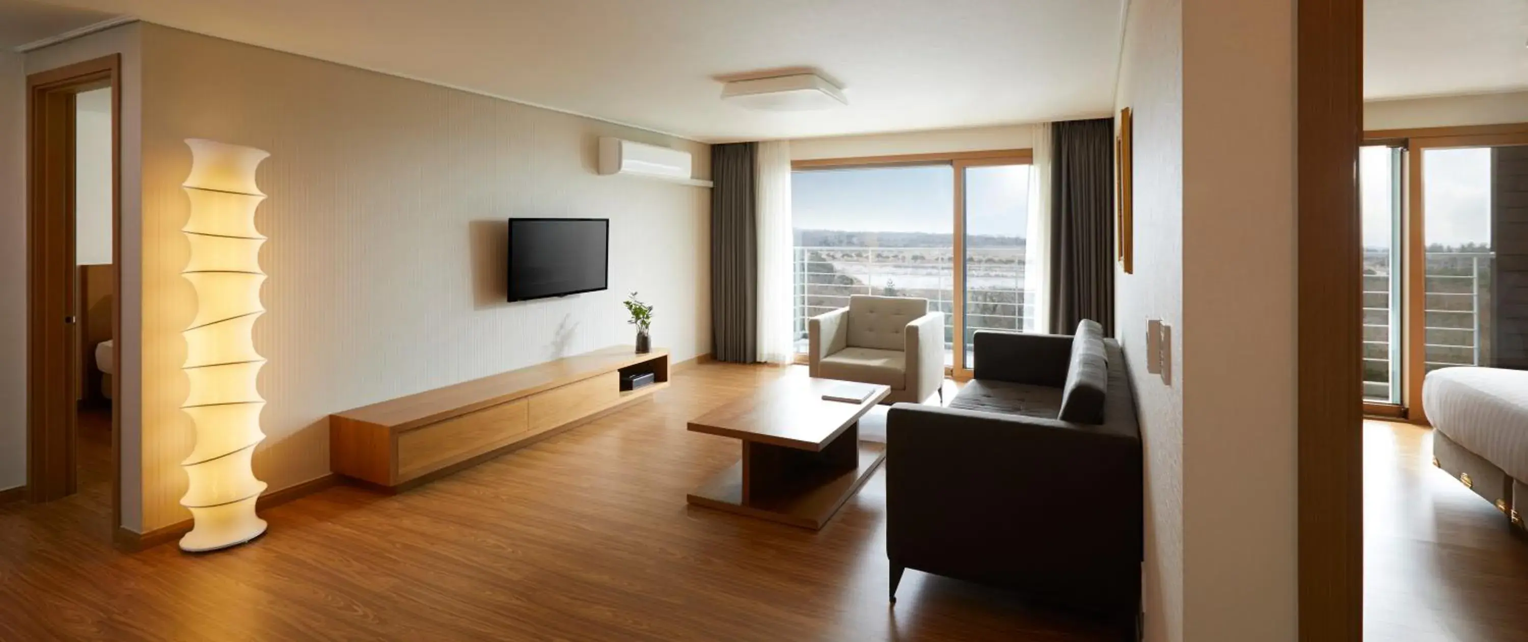 Living room in Jeju Aerospace Hotel Living room in Jeju Aerospace Hotel