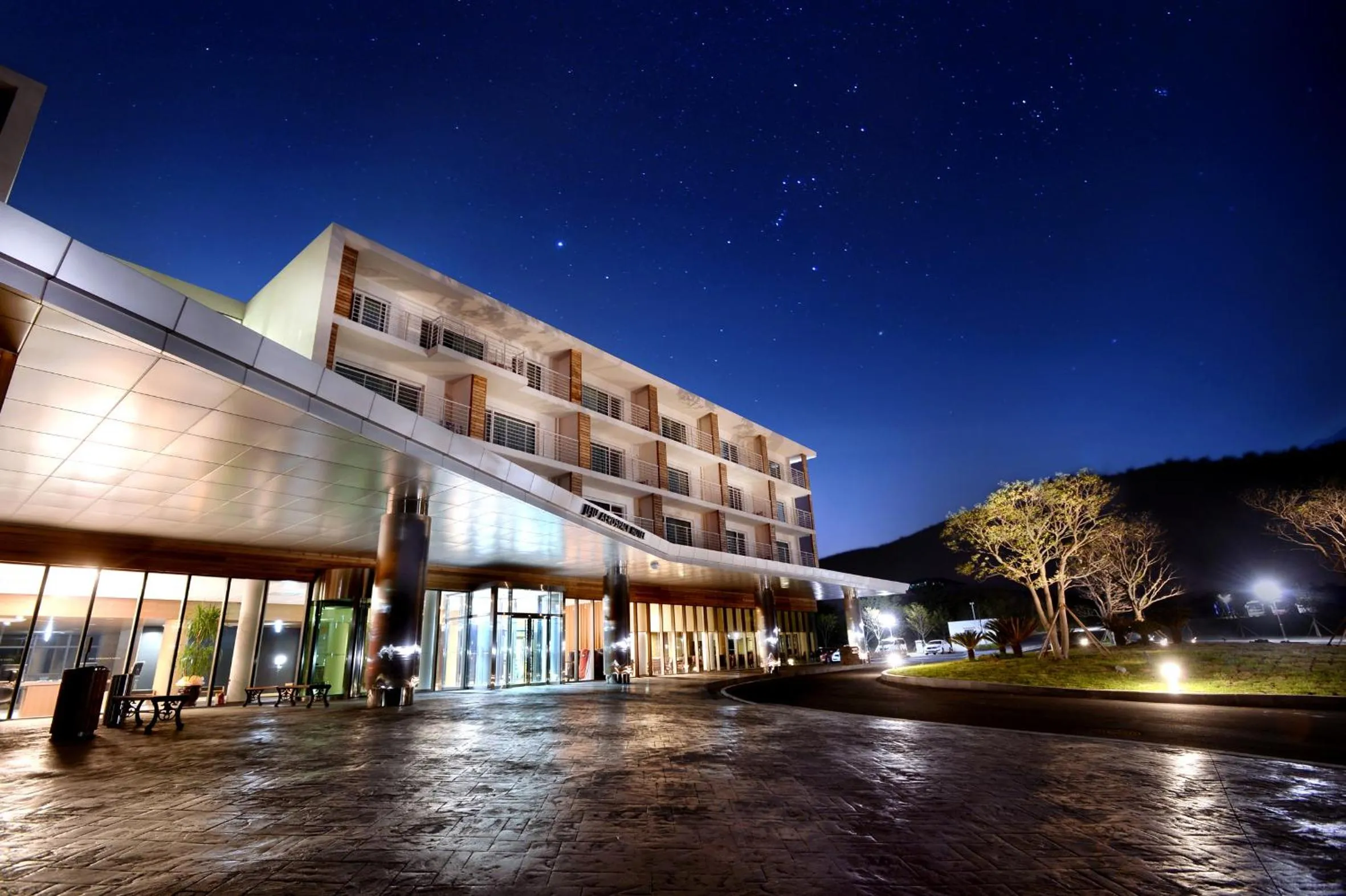 Property building in Jeju Aerospace Hotel