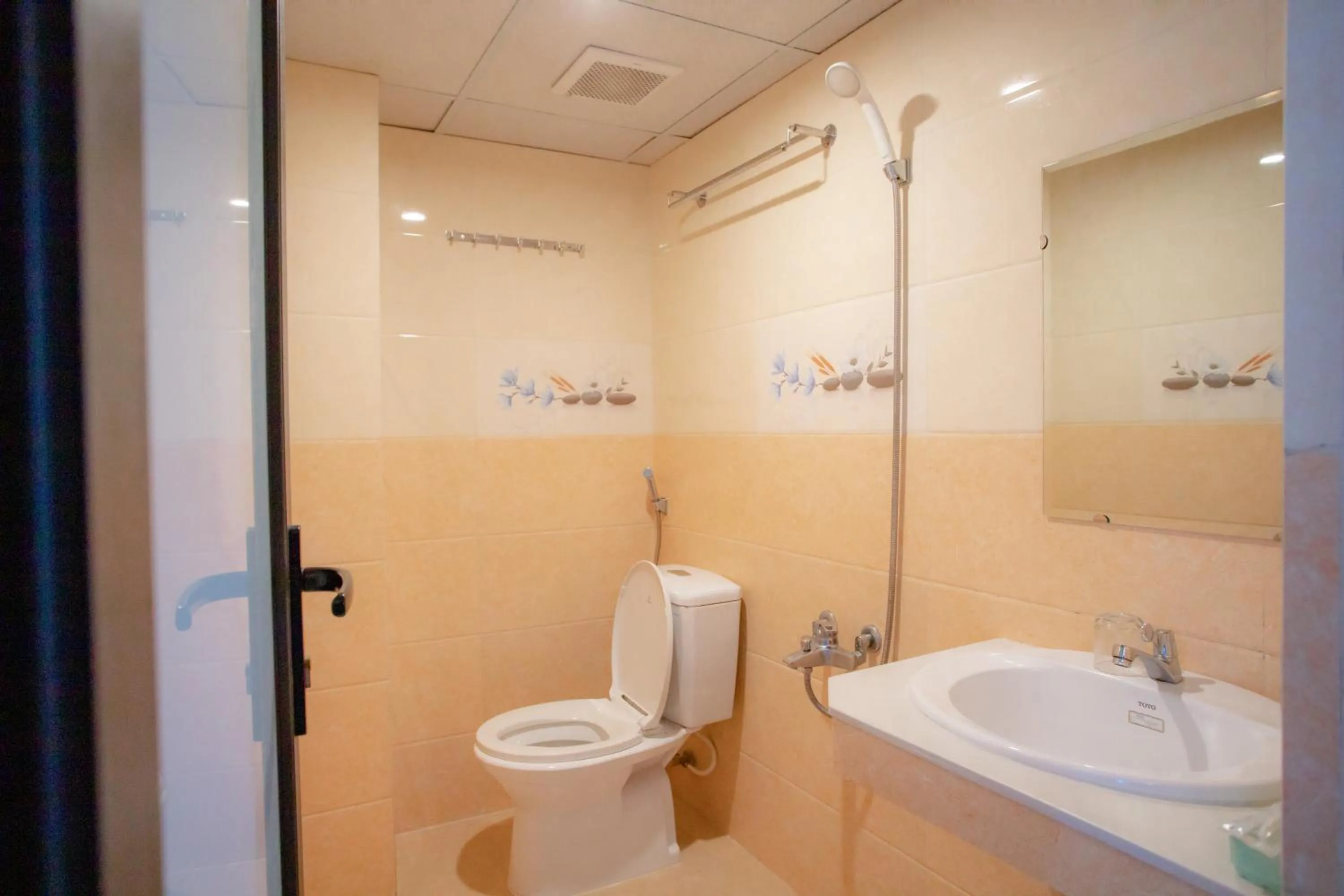 Bathroom in KHÁNH GIA HOTEL