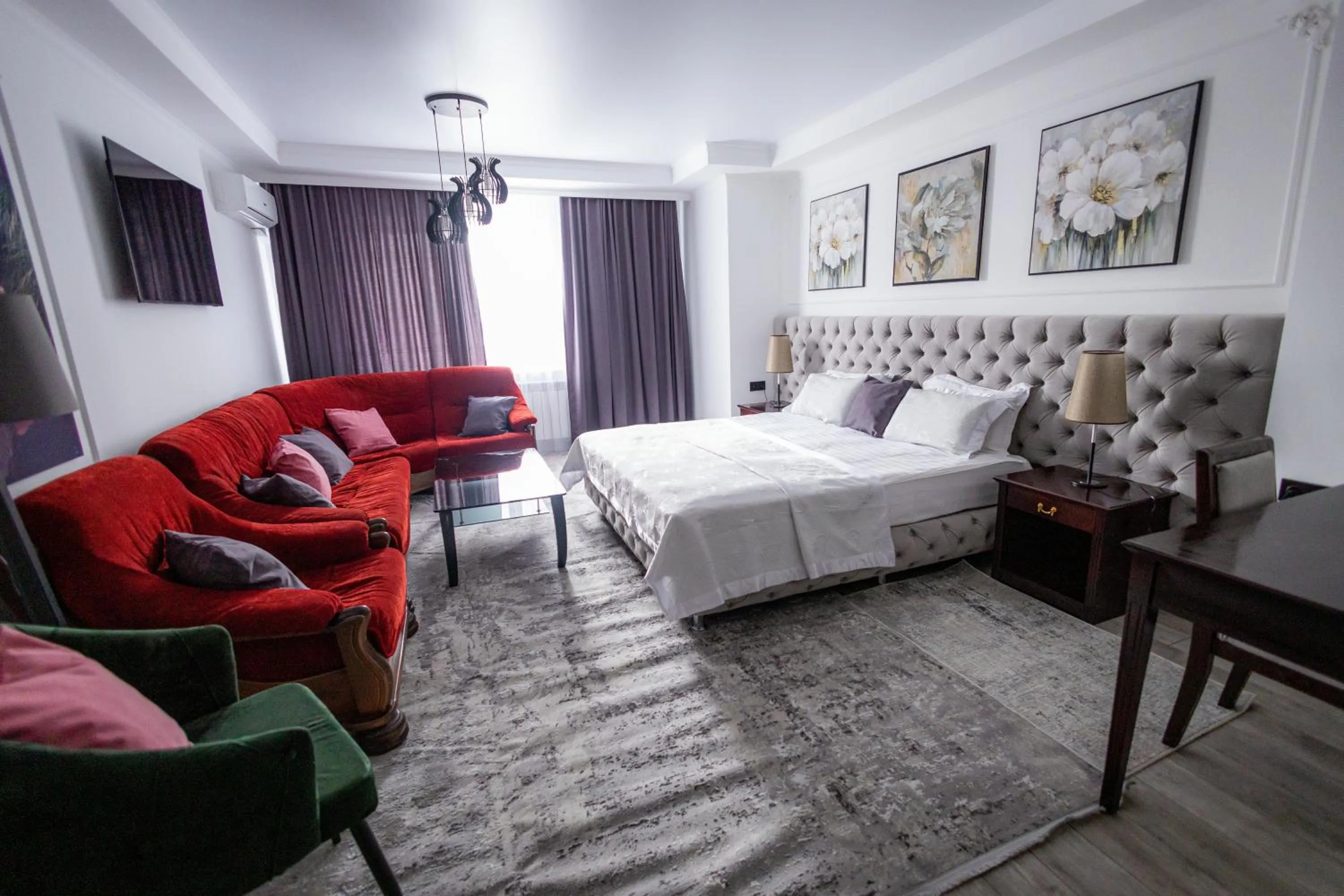 Bed in Metelitsa Hotel