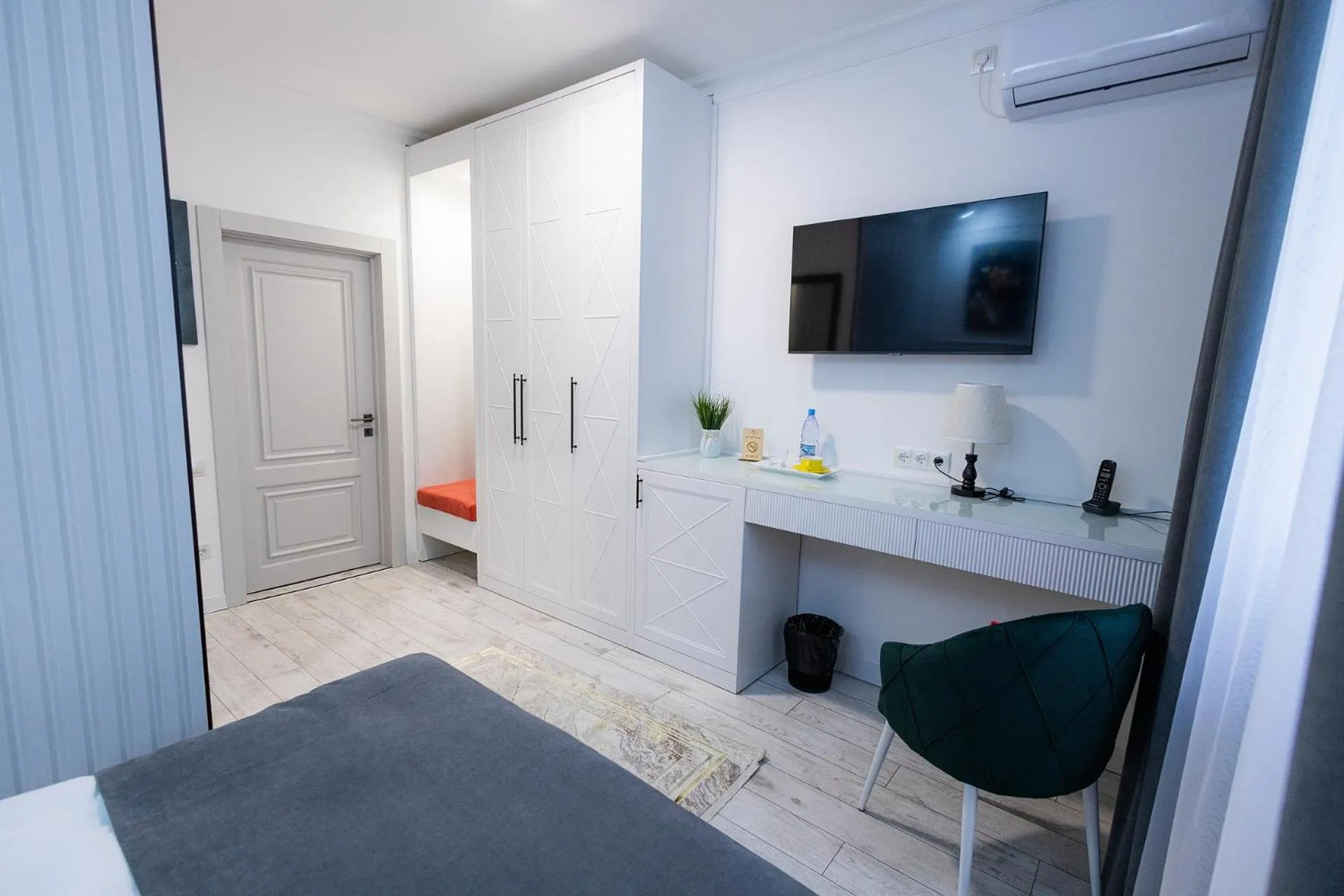 Bed in Metelitsa Hotel