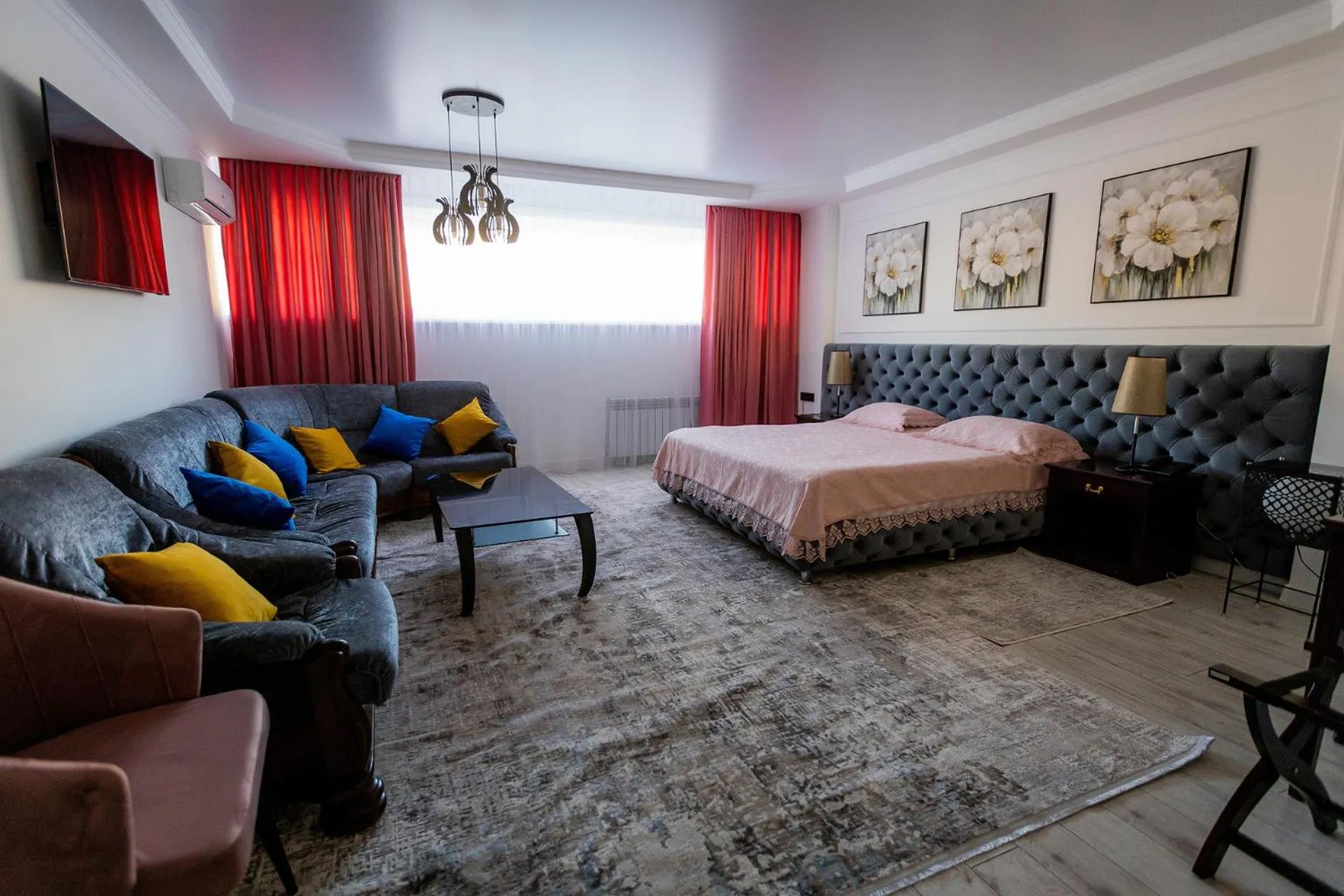 Bed in Metelitsa Hotel