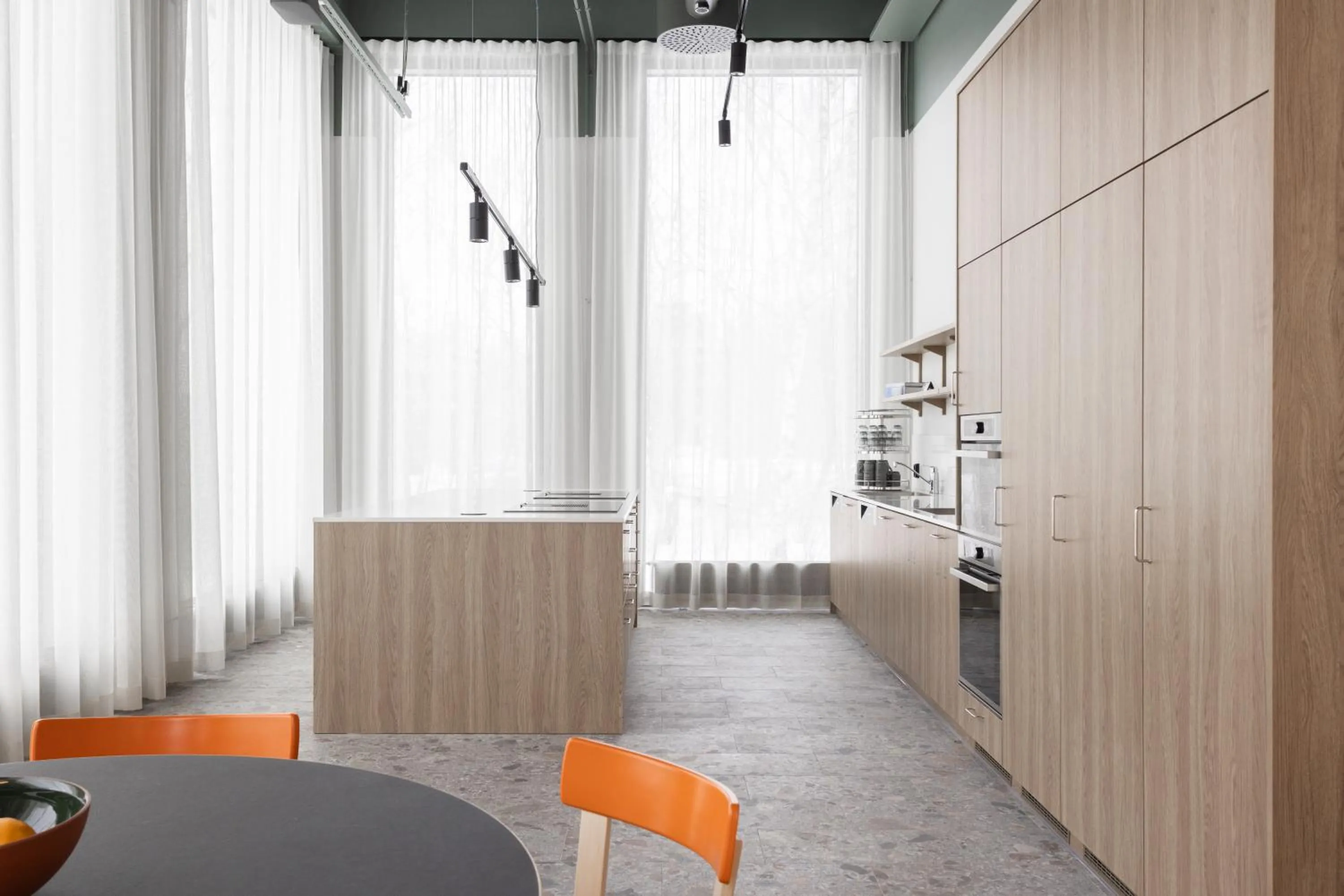 Dining area in Noli Otaniemi