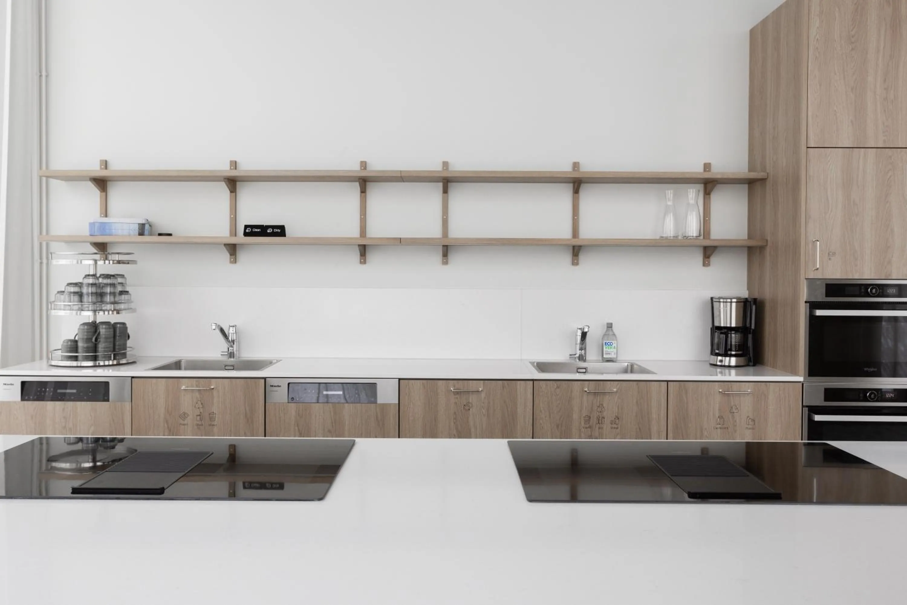 Communal kitchen in Noli Otaniemi