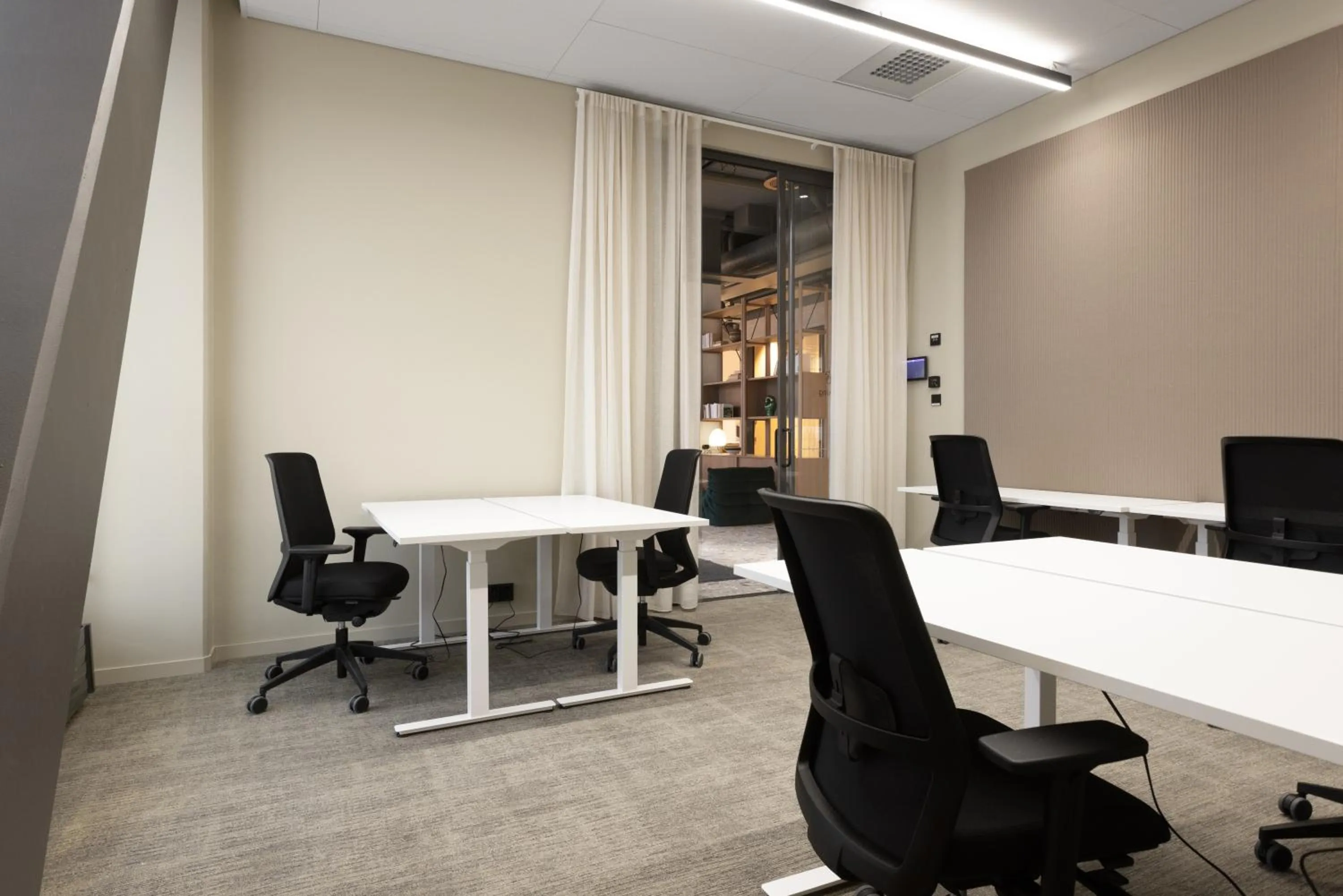 Business facilities in Noli Otaniemi