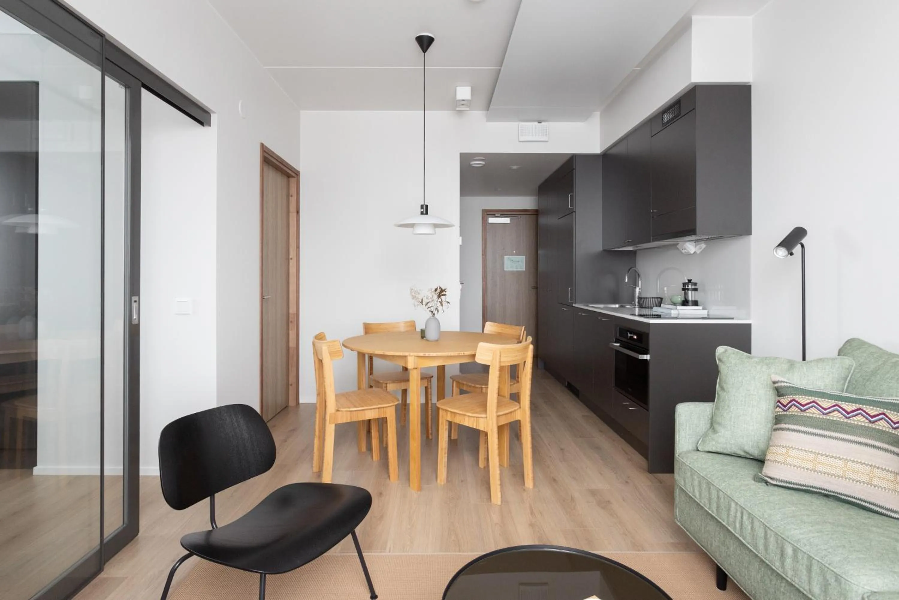 Kitchen or kitchenette in Noli Otaniemi