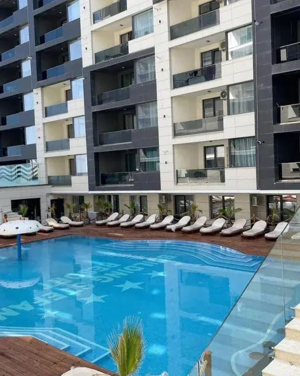 Swimming pool in Hotel Building Stefan Resort I Nord Swimming pool in Hotel Building Stefan Resort I Nord