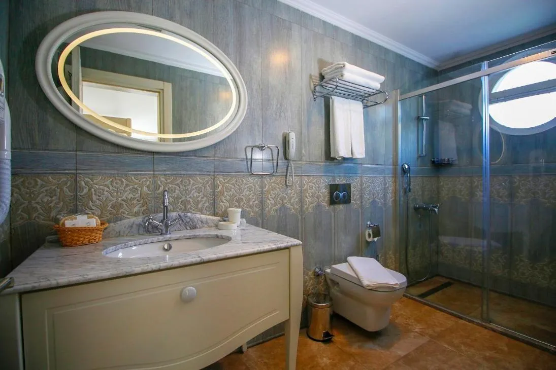 Bathroom in Joya Del Mar Hotel