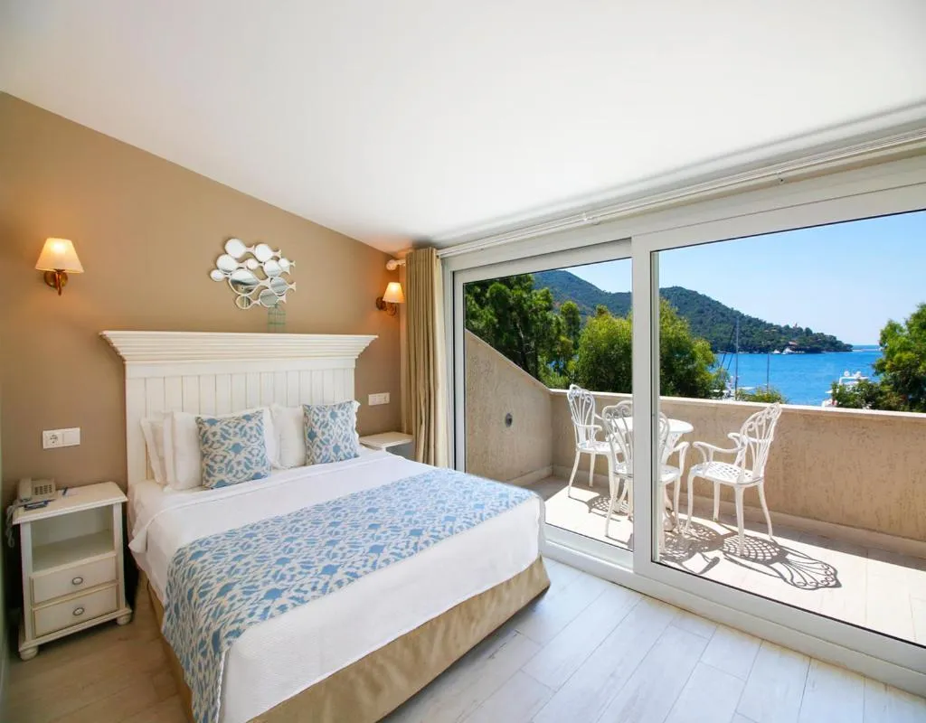 Natural landscape, Bed in Joya Del Mar Hotel