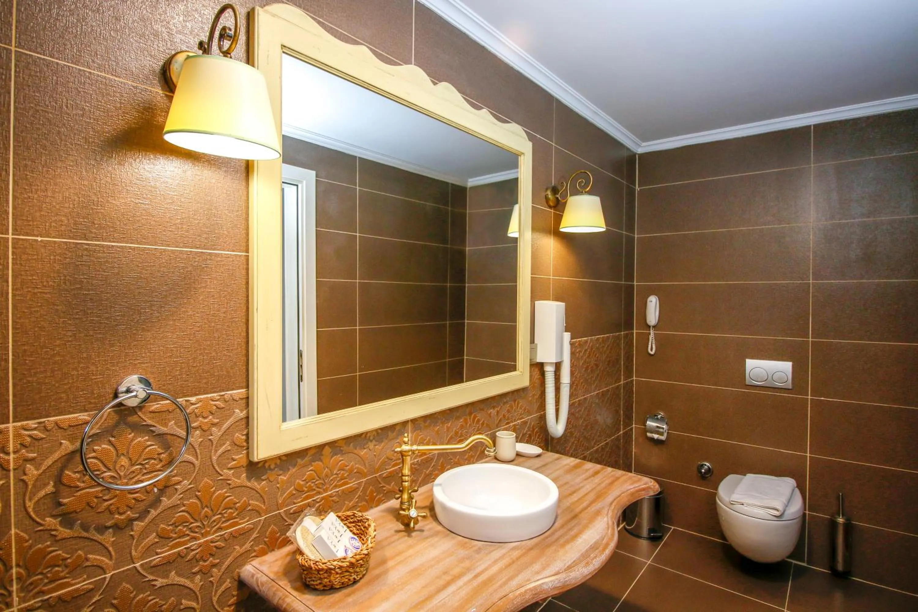 Bathroom in Joya Del Mar Hotel