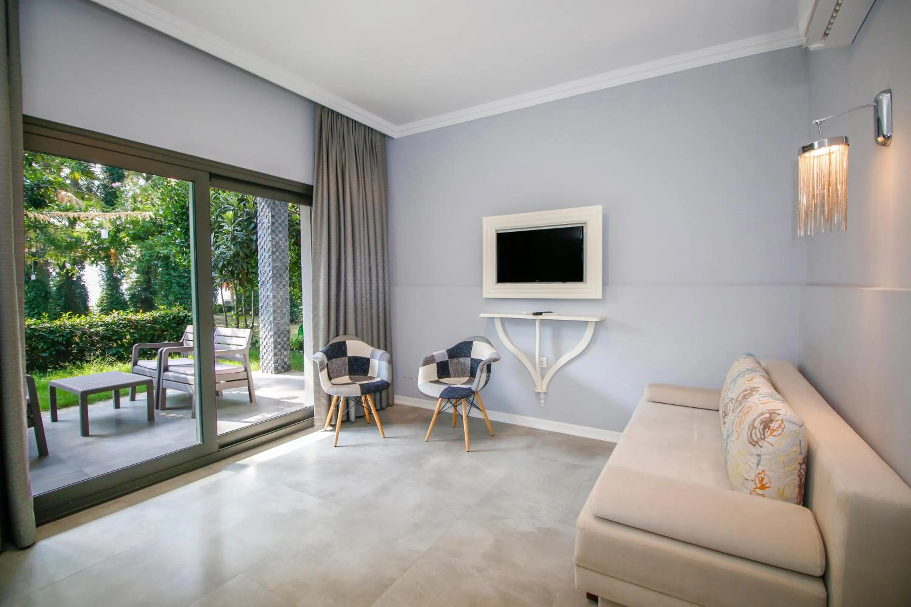 Bed in Joya Del Mar Hotel