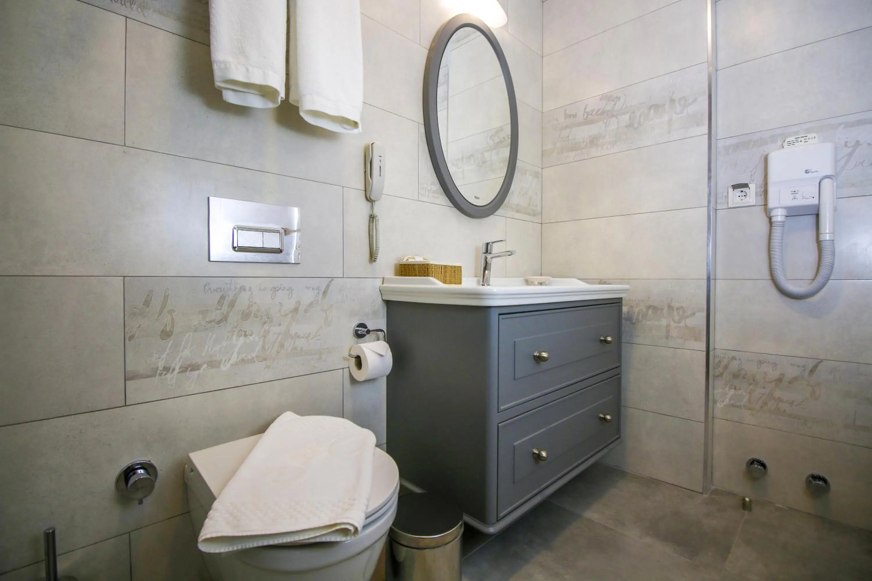 Bathroom in Joya Del Mar Hotel