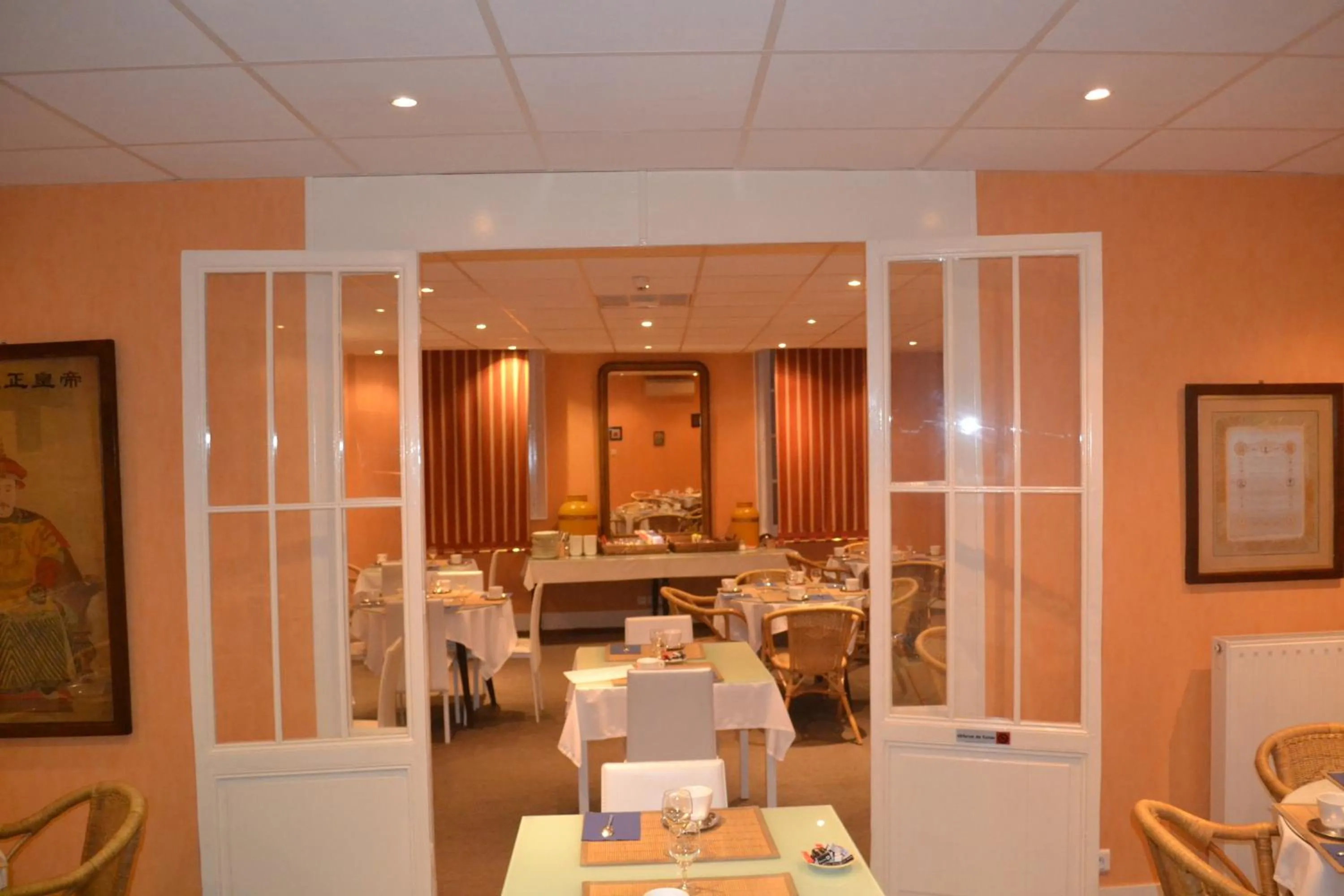 Restaurant/Places to Eat in Hôtel de France