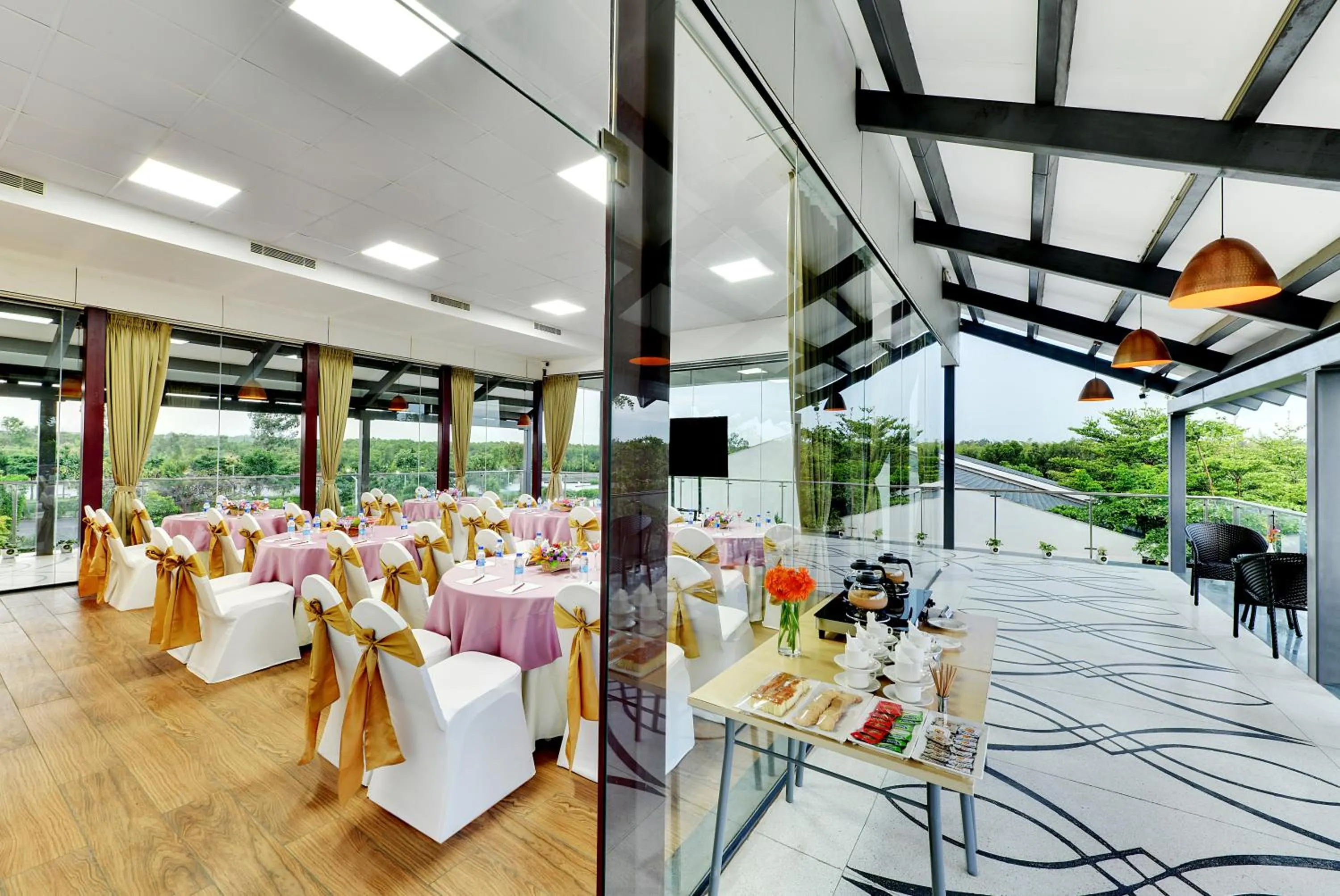 Banquet/Function facilities in Sportico Resort Bangalore