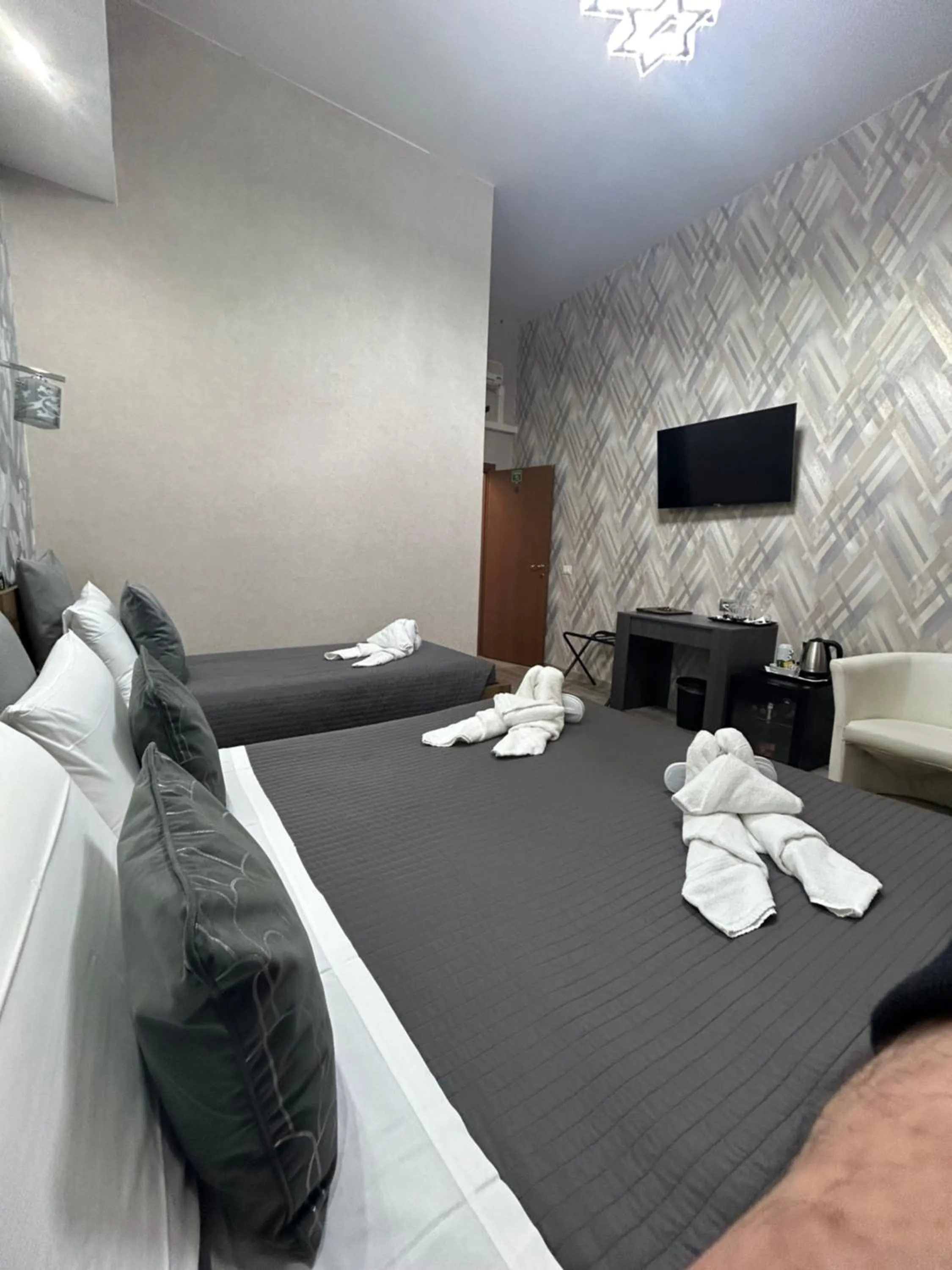 Bedroom, Bed in Vanella Rome Domus