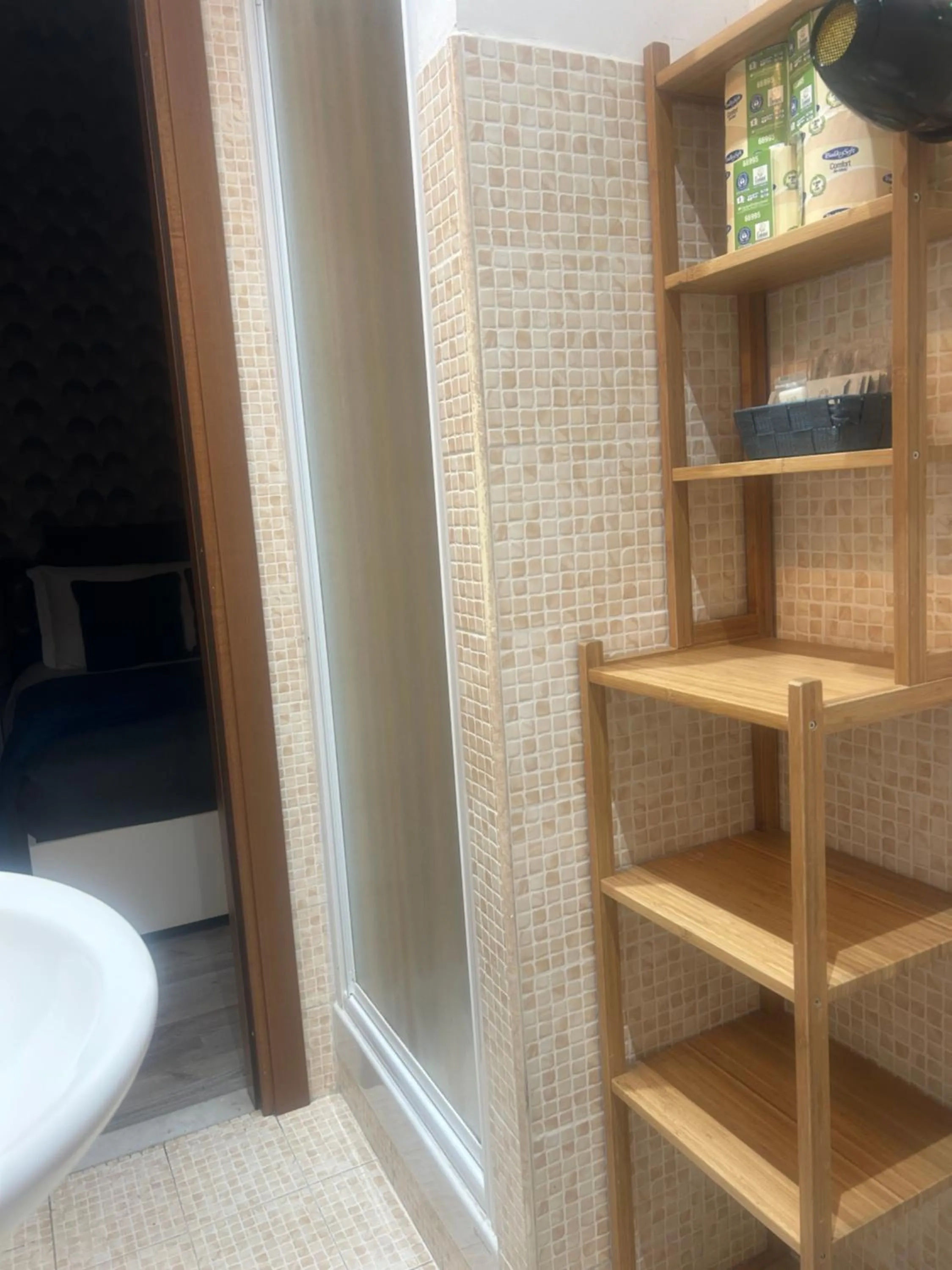 Bathroom in Vanella Rome Domus