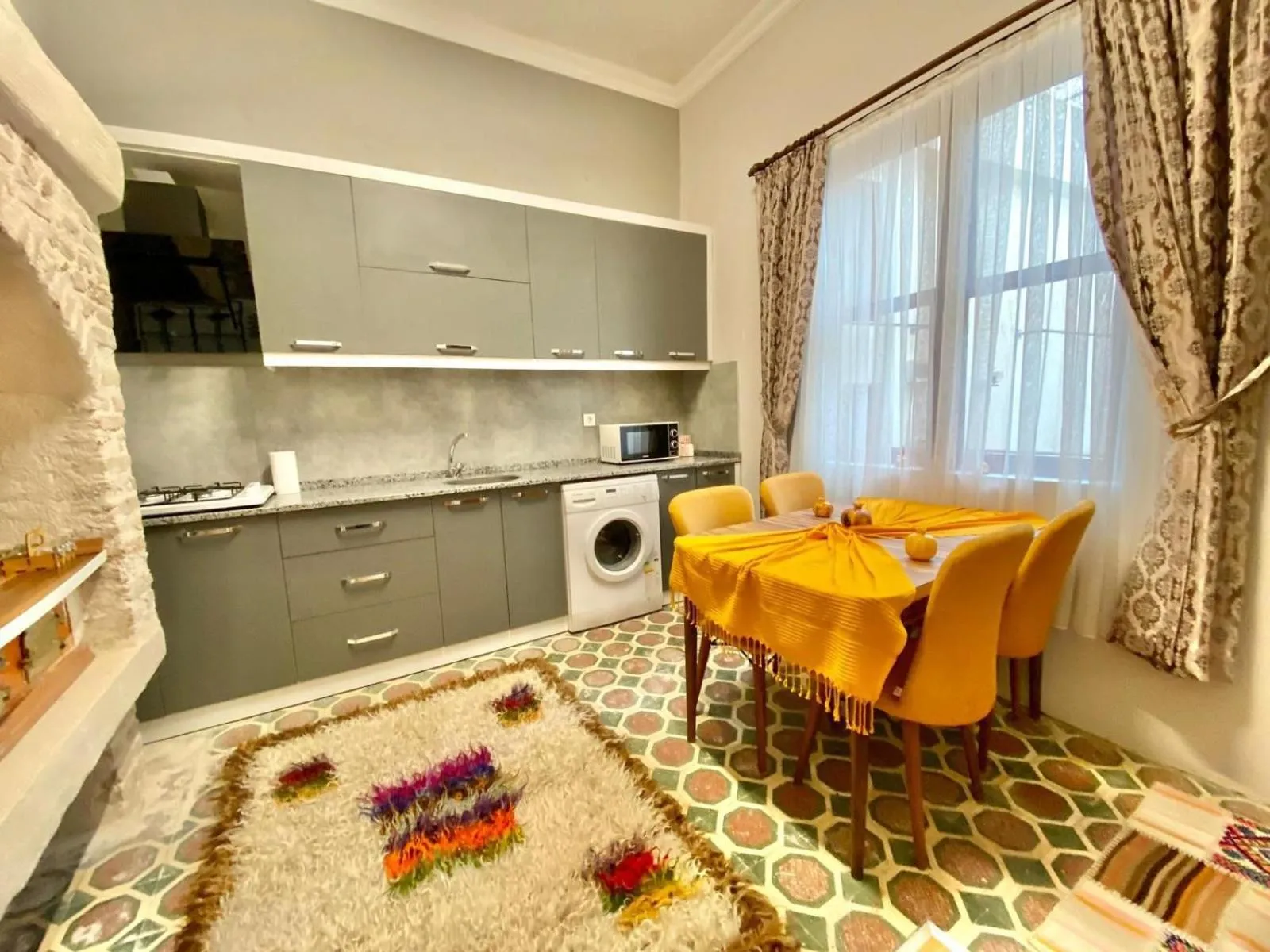 Kitchen or kitchenette in Antalya Inn Hotel
