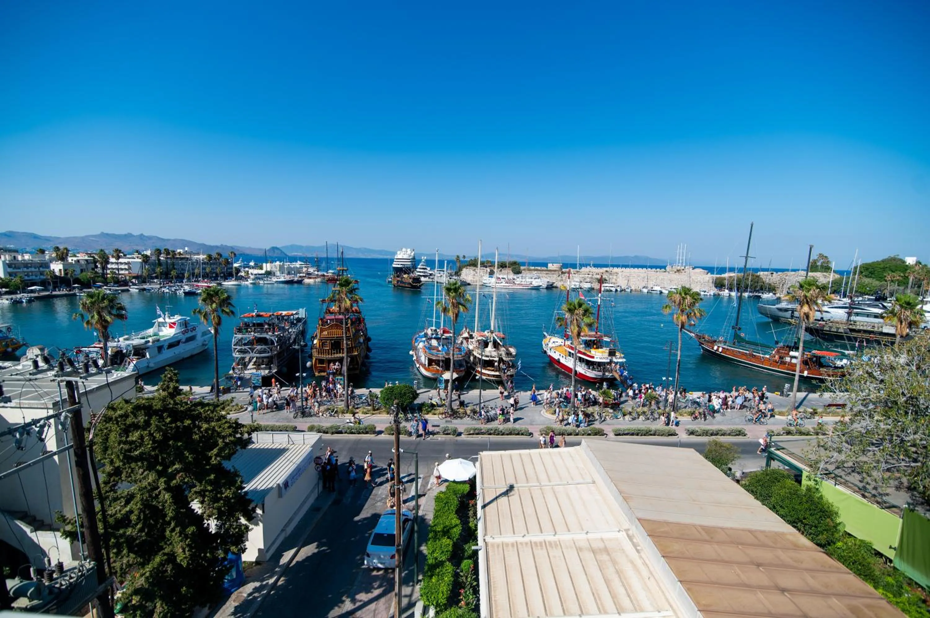 Day in Jasmine Hotel Apartments