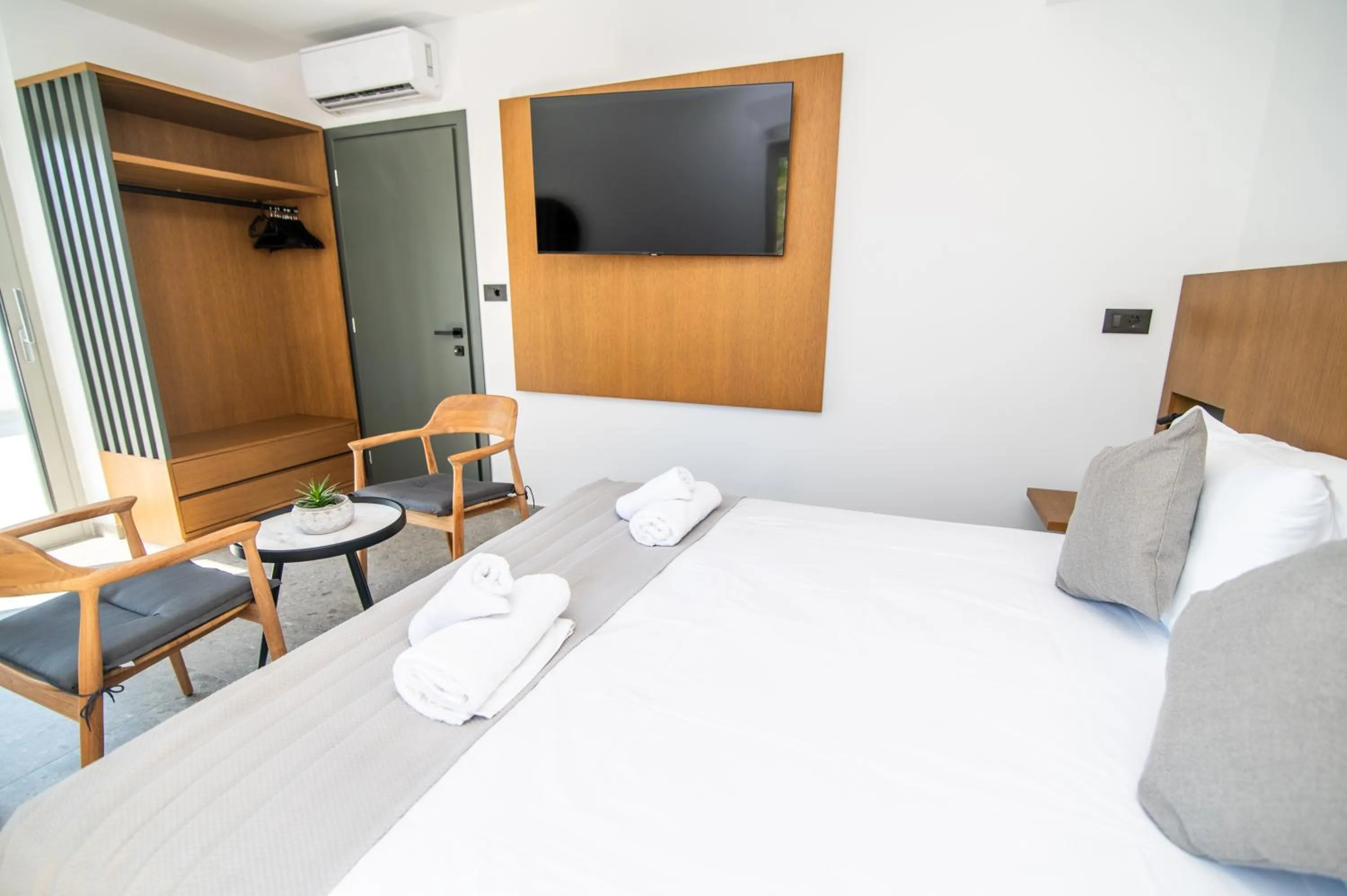 Bed in Jasmine Hotel Apartments