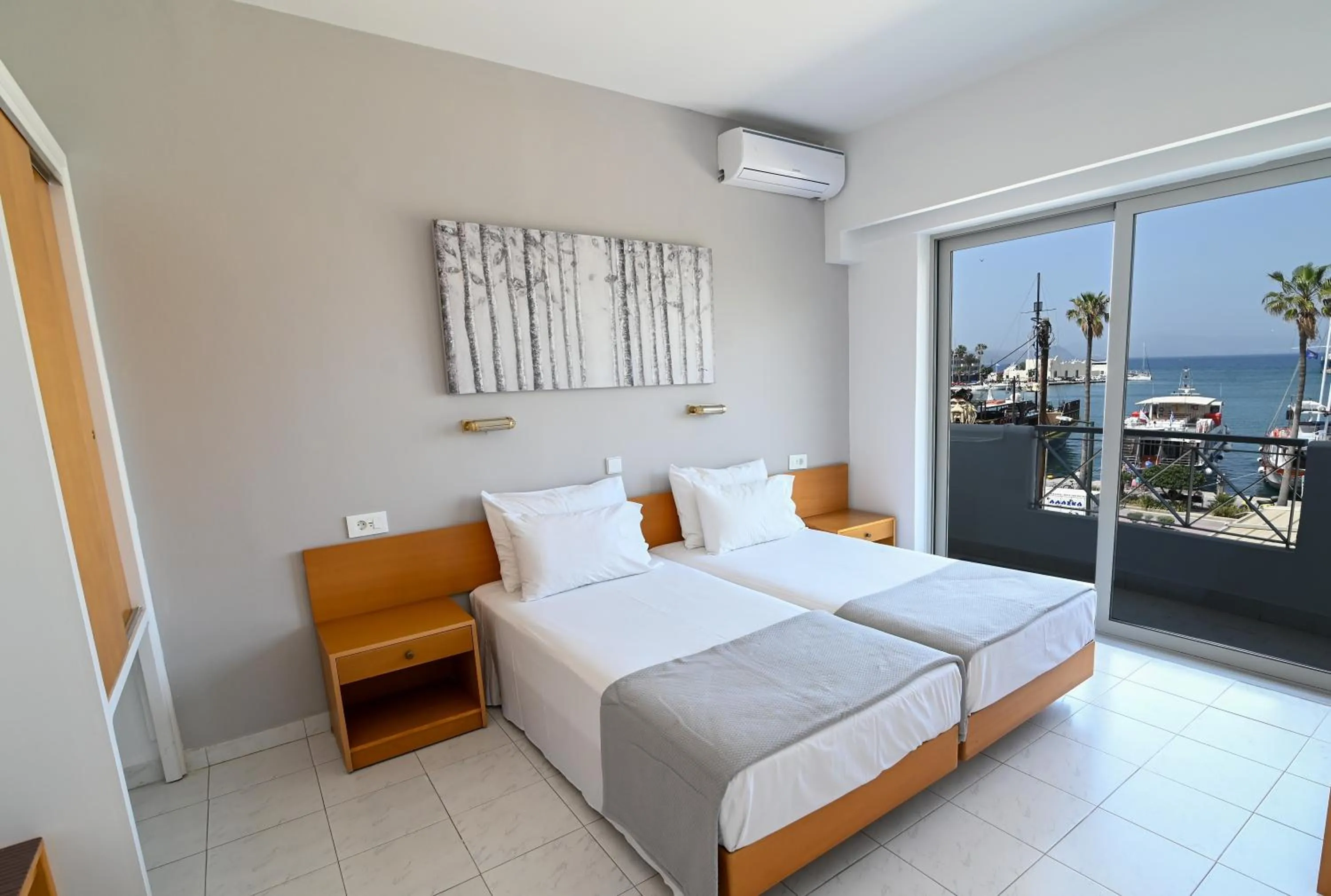 Sea view, Bed in Jasmine Hotel Apartments