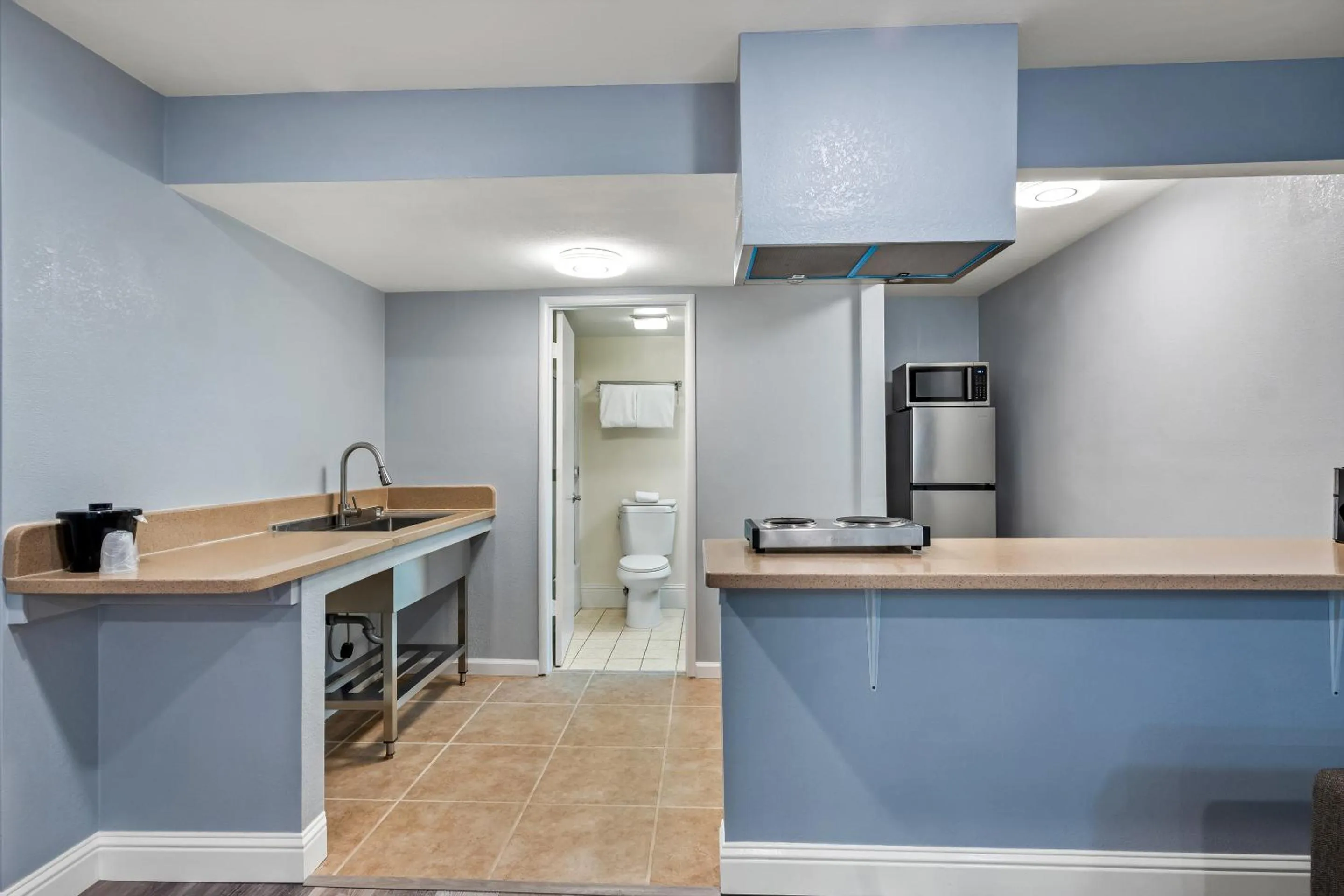 HomeTowne Studios by Red Roof Yuba City Bonanza - Marysville