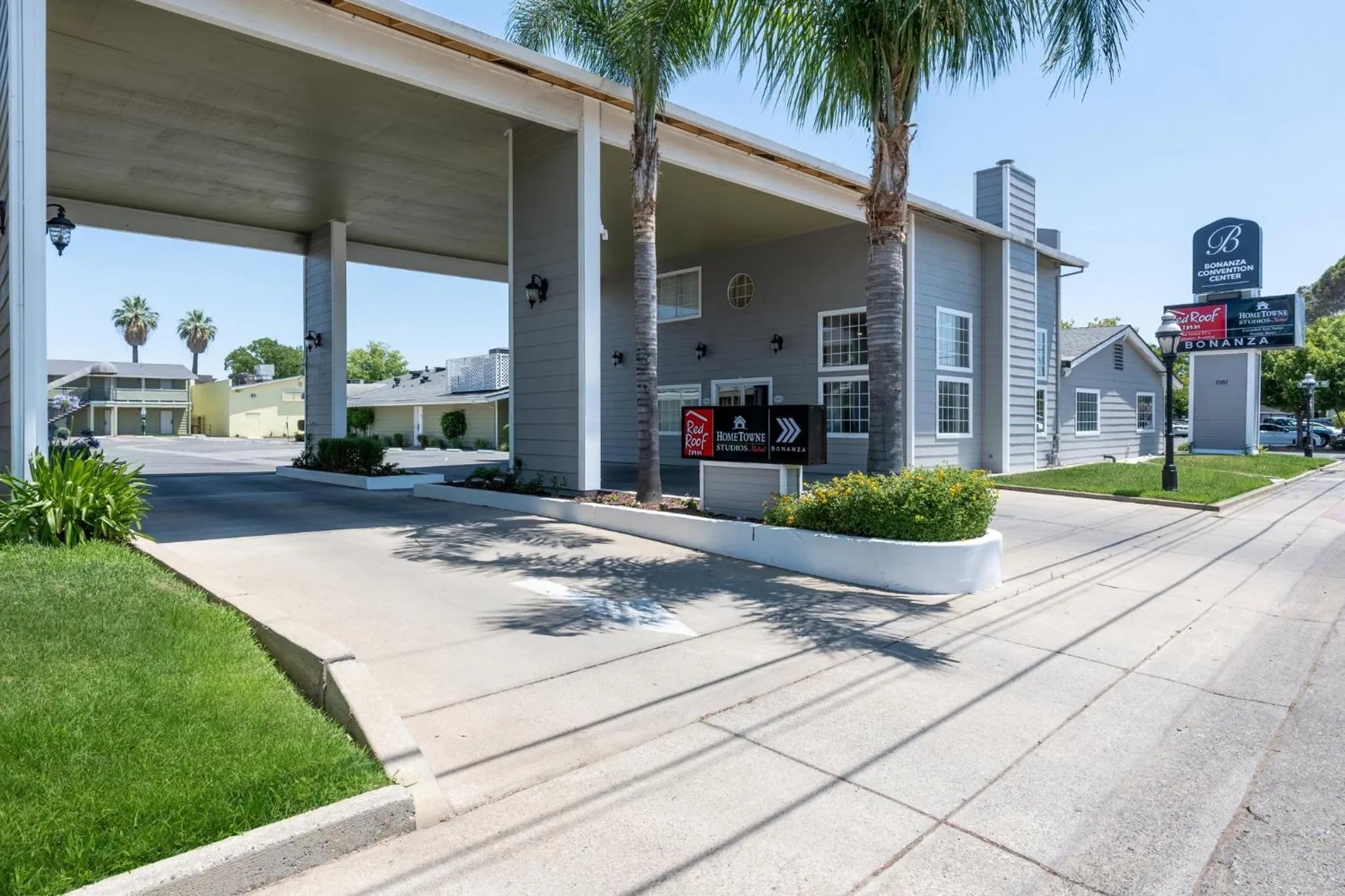 Other in HomeTowne Studios by Red Roof Yuba City Bonanza - Marysville