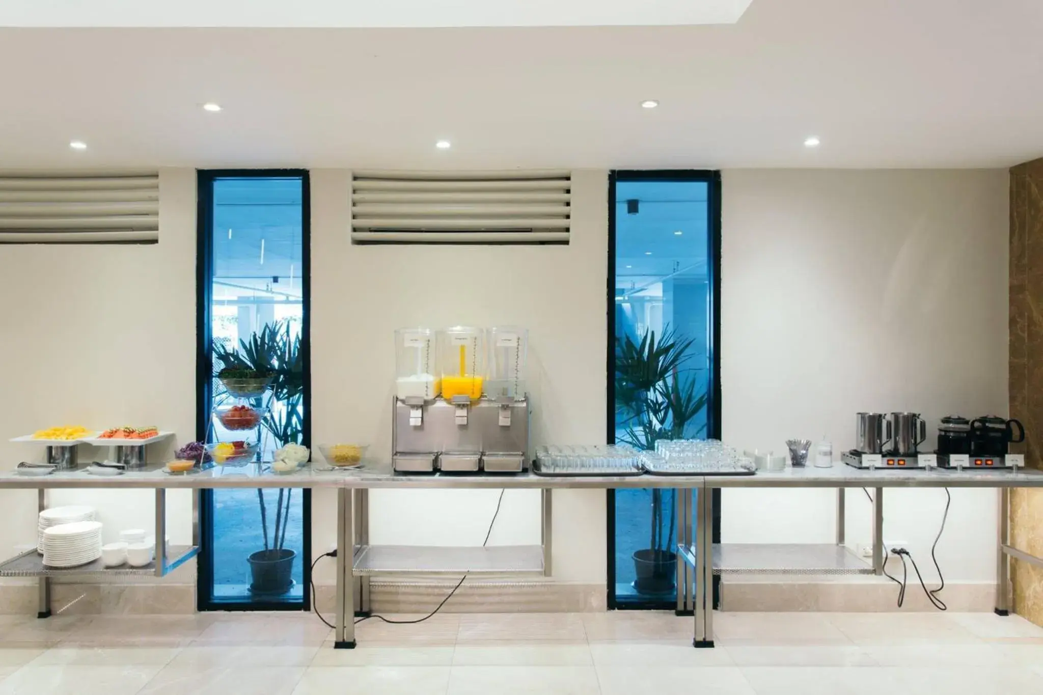 Food and drinks in Thomson Hotel Huamark Food and drinks in Thomson Hotel Huamark