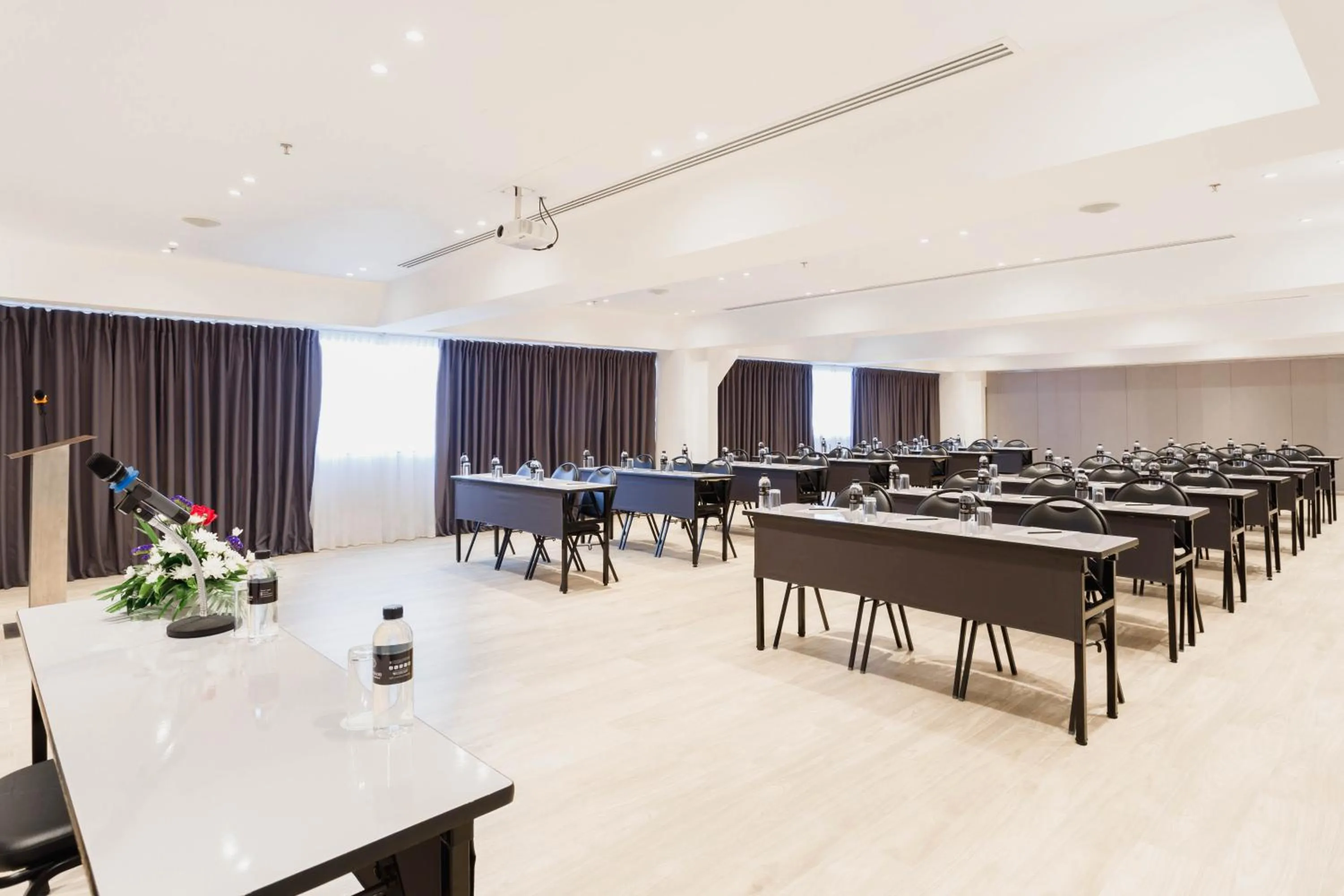 Activities in Thomson Hotel Huamark