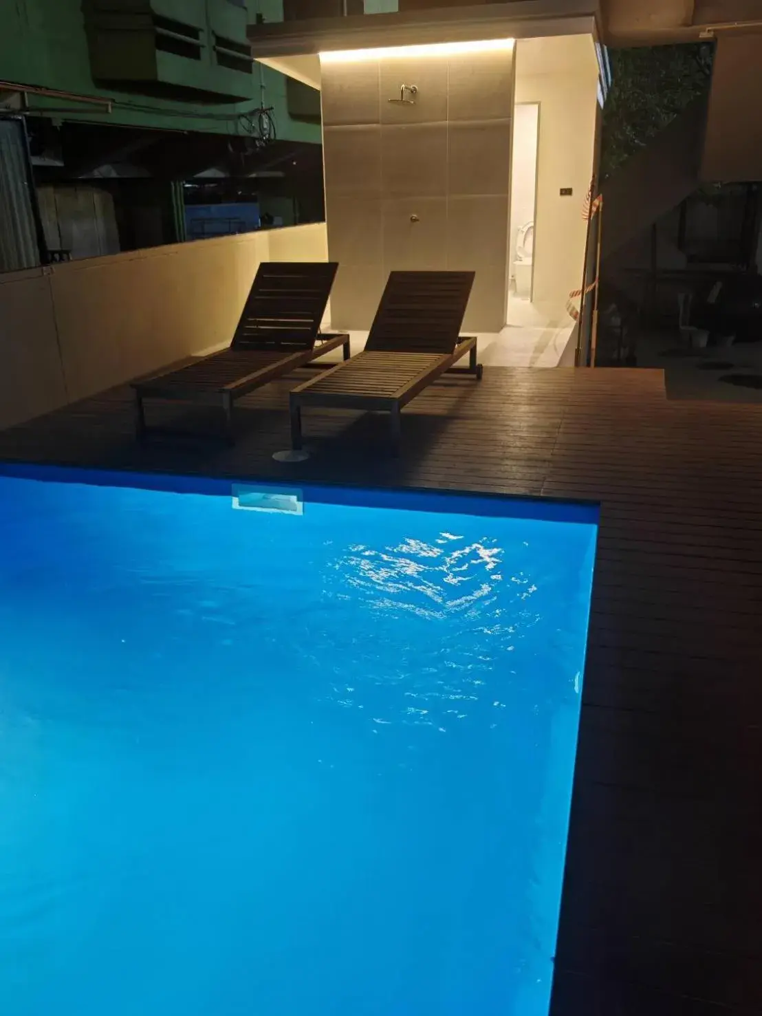 Swimming pool in Thomson Hotel Huamark Swimming pool in Thomson Hotel Huamark