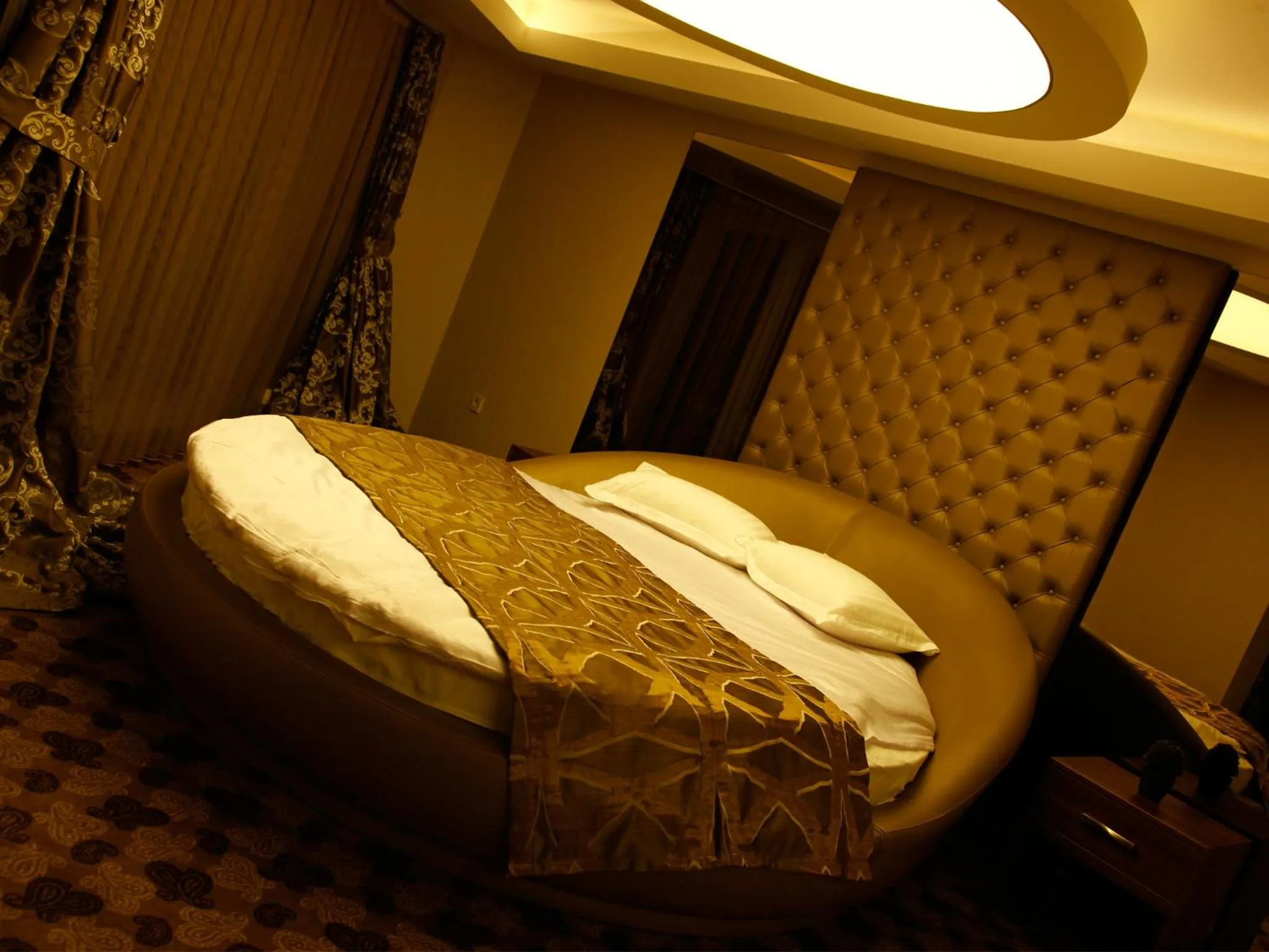 Bedroom in Feyzan Hotel
