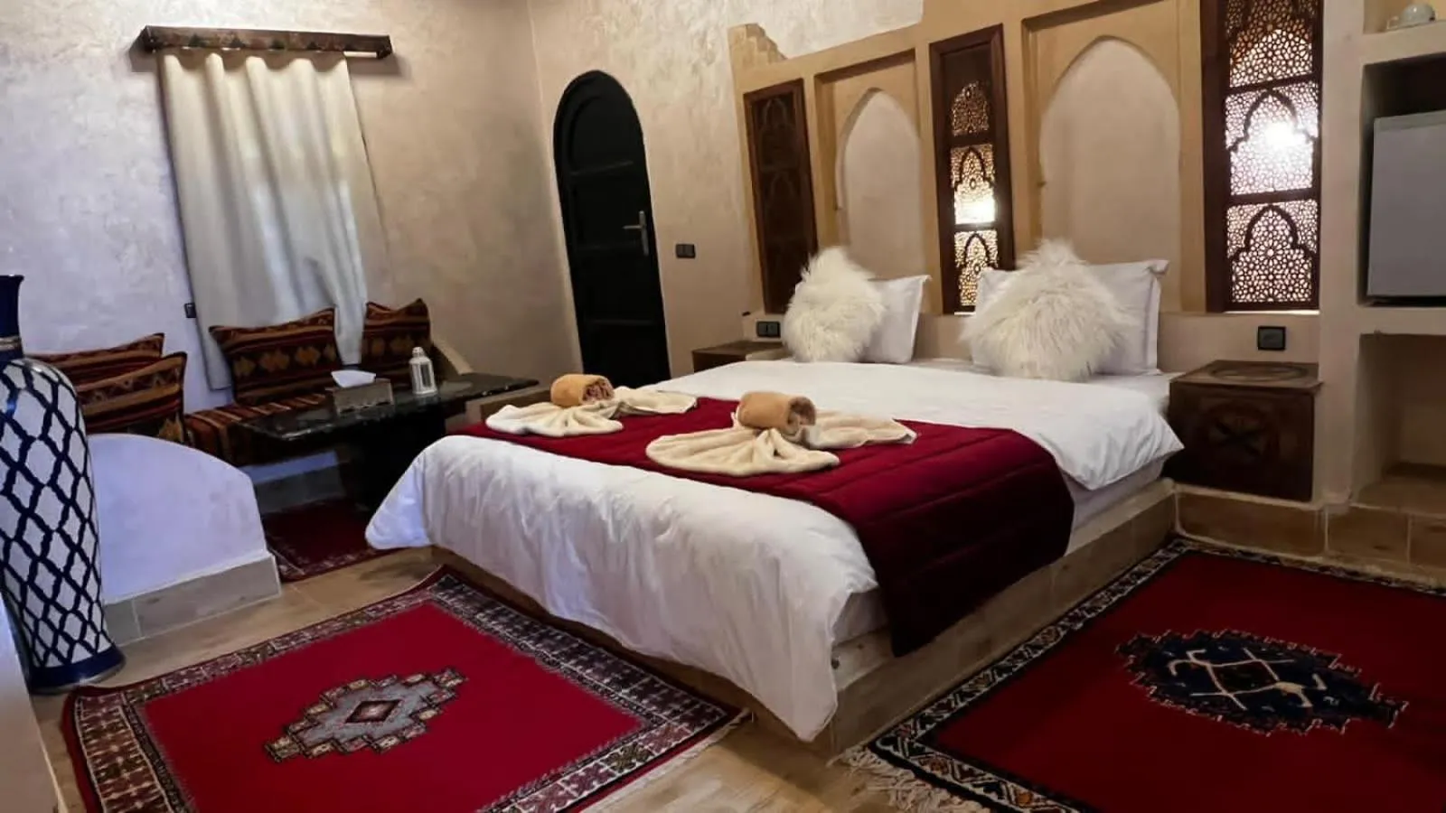 Bed in Hotel Cafe Du Sud