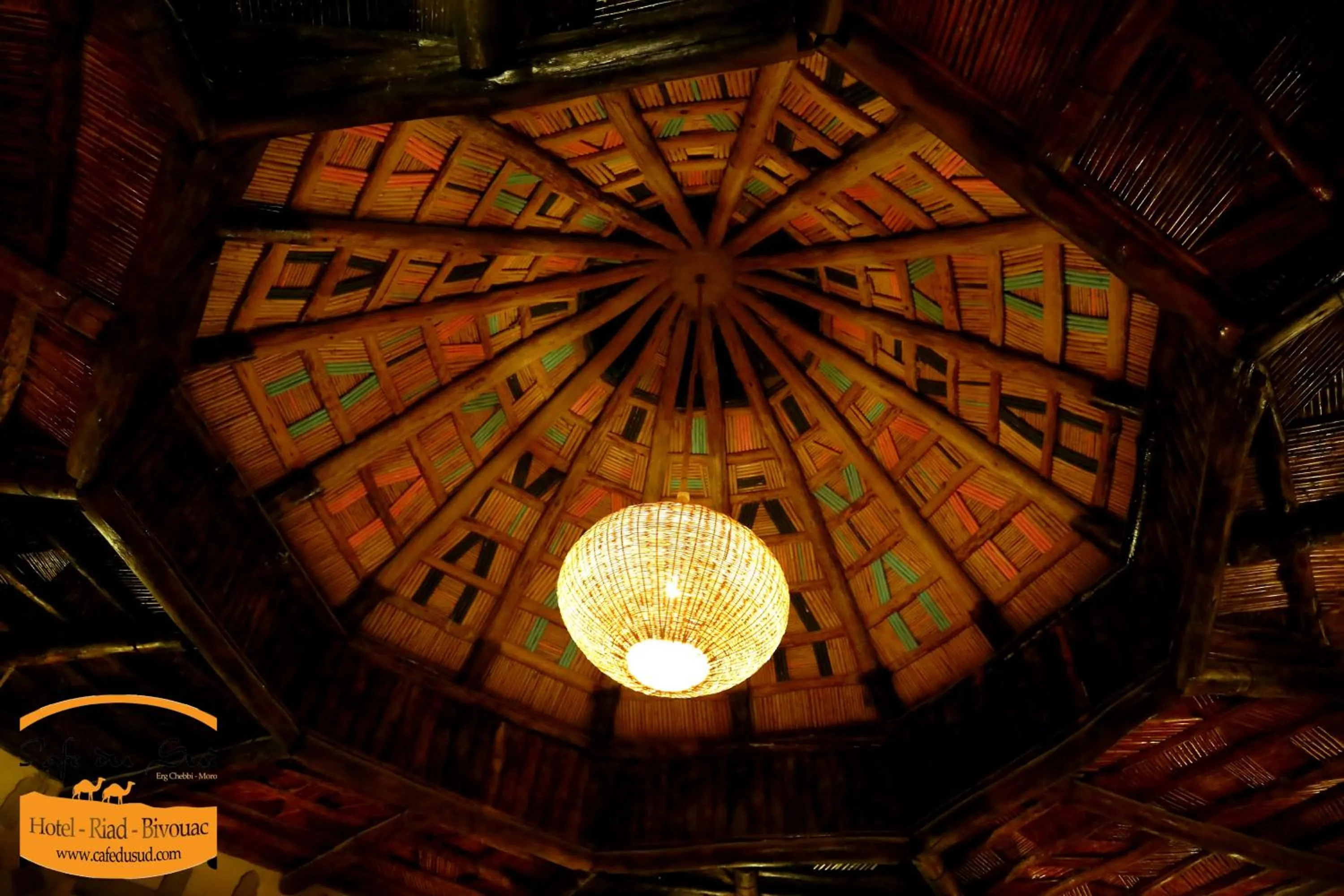 Property building in Hotel Cafe Du Sud