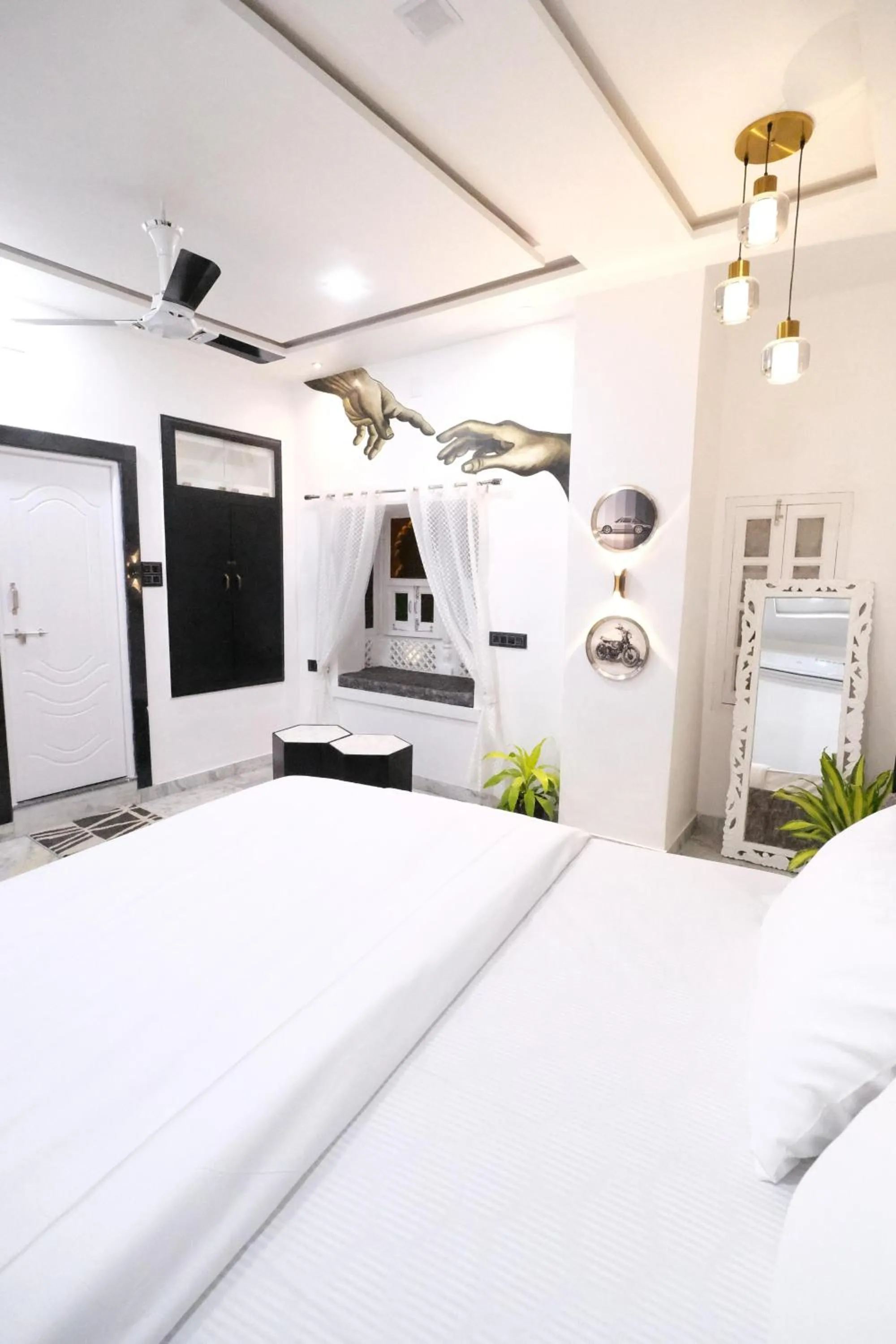 Bed in 3 Raahi Udaipur