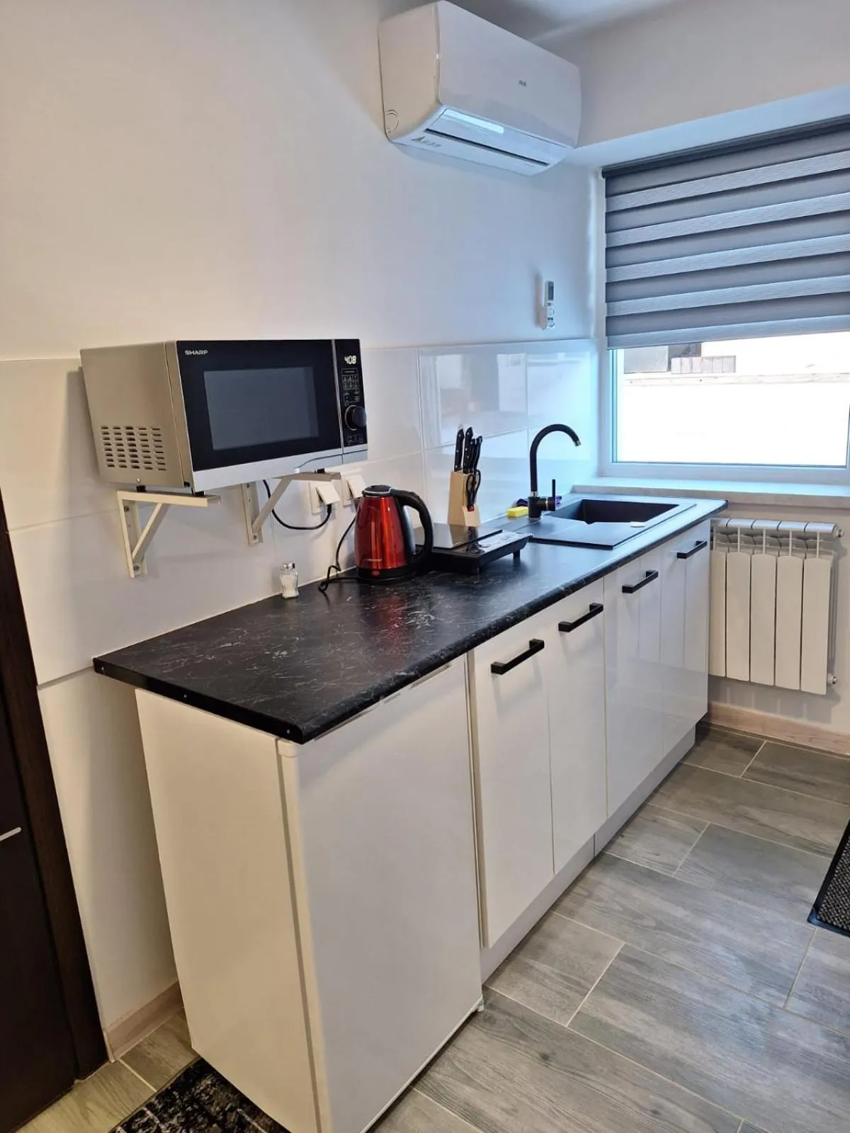 Comfort Stay, EV, Parking
