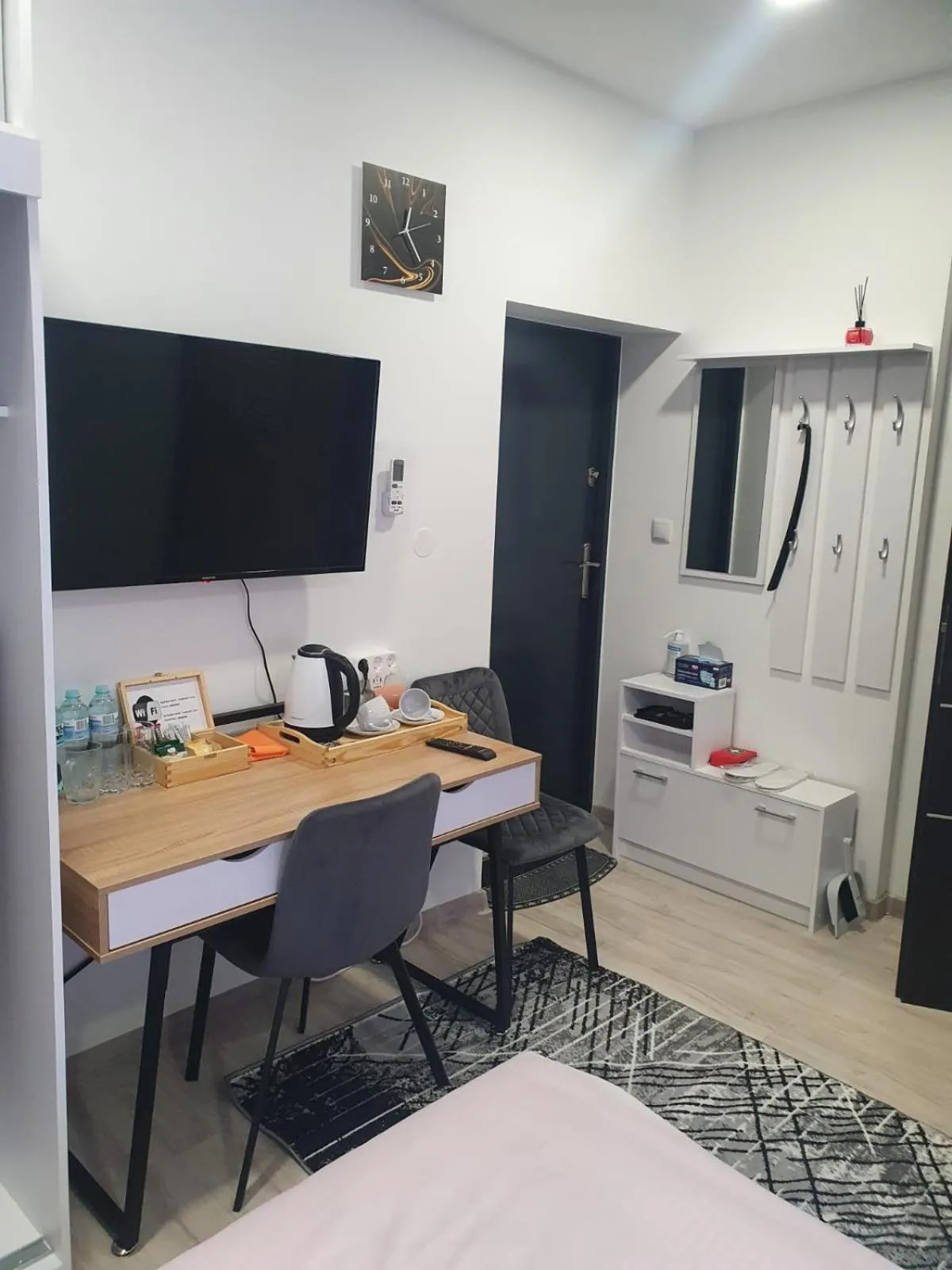 Comfort Stay, EV, Parking