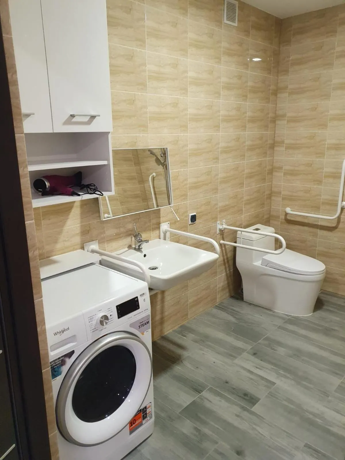 Comfort Stay, EV, Parking