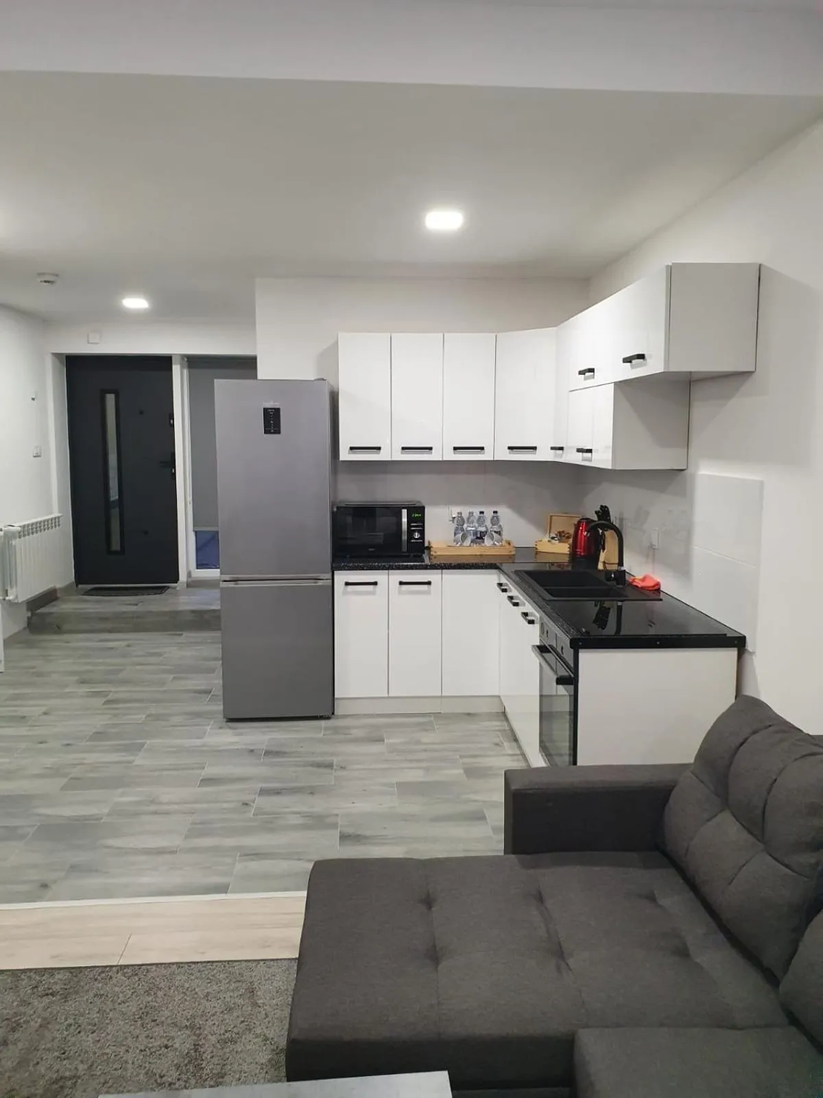 Comfort Stay, EV, Parking